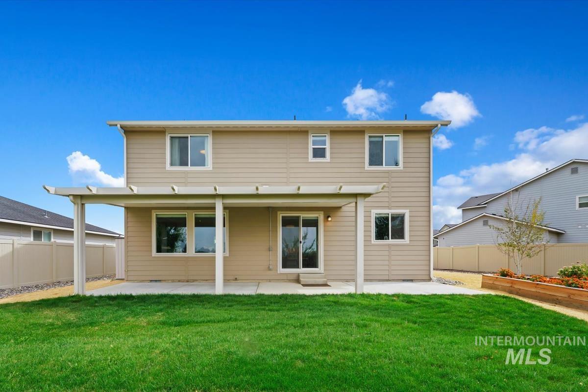 16923 N Lowerfield Loop, Nampa, Idaho 83687, 4 Bedrooms, 2.5 Bathrooms, Residential For Sale, Price $475,000,MLS 98999617