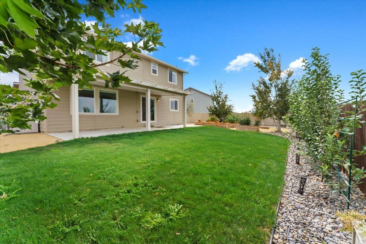 16923 N Lowerfield Loop, Nampa, Idaho 83687, 4 Bedrooms, 2.5 Bathrooms, Residential For Sale, Price $475,000,MLS 98999617