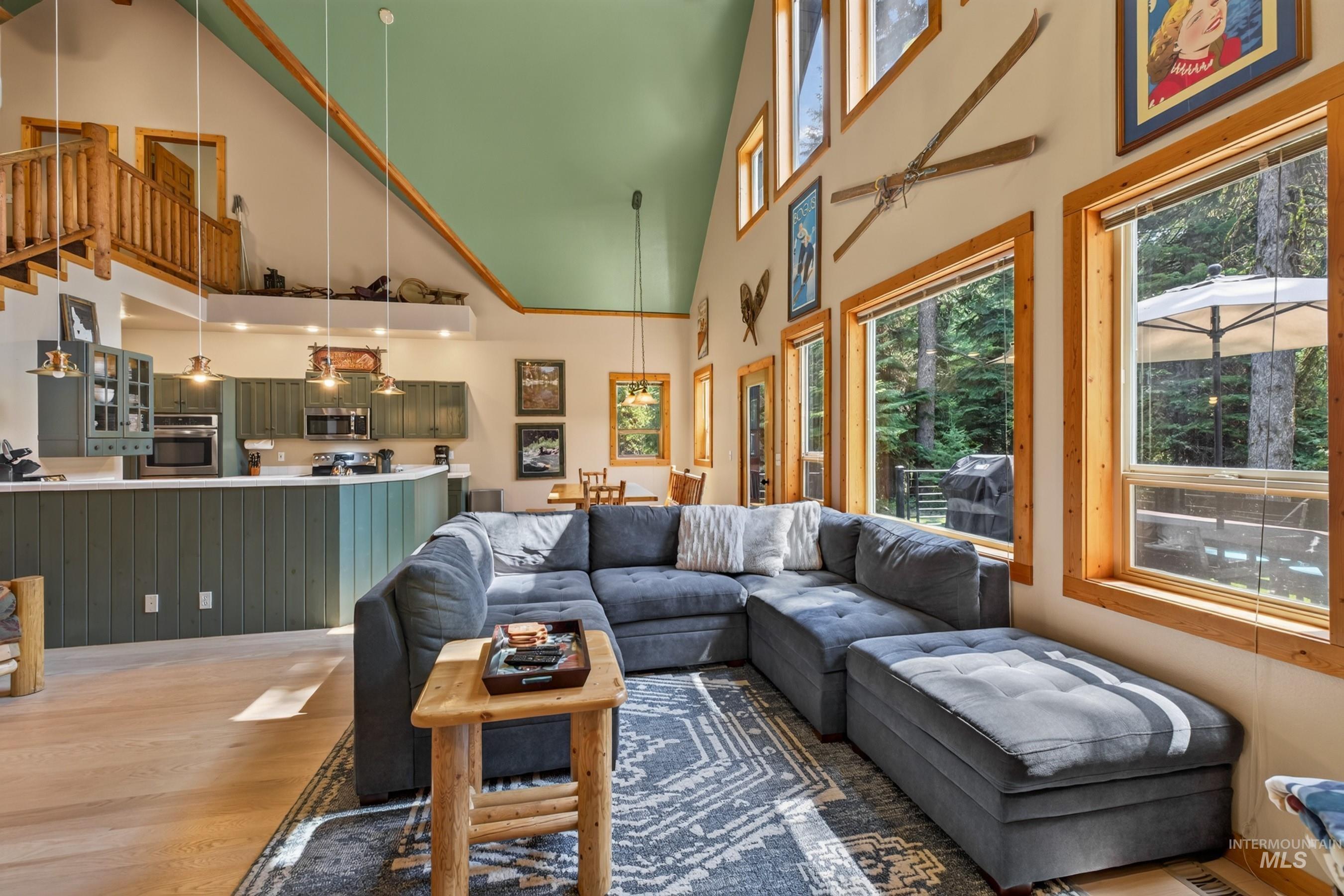 1190 Majestic View Drive, McCall, Idaho 83638, 5 Bedrooms, 3 Bathrooms, Residential For Sale, Price $1,325,000,MLS 98999618