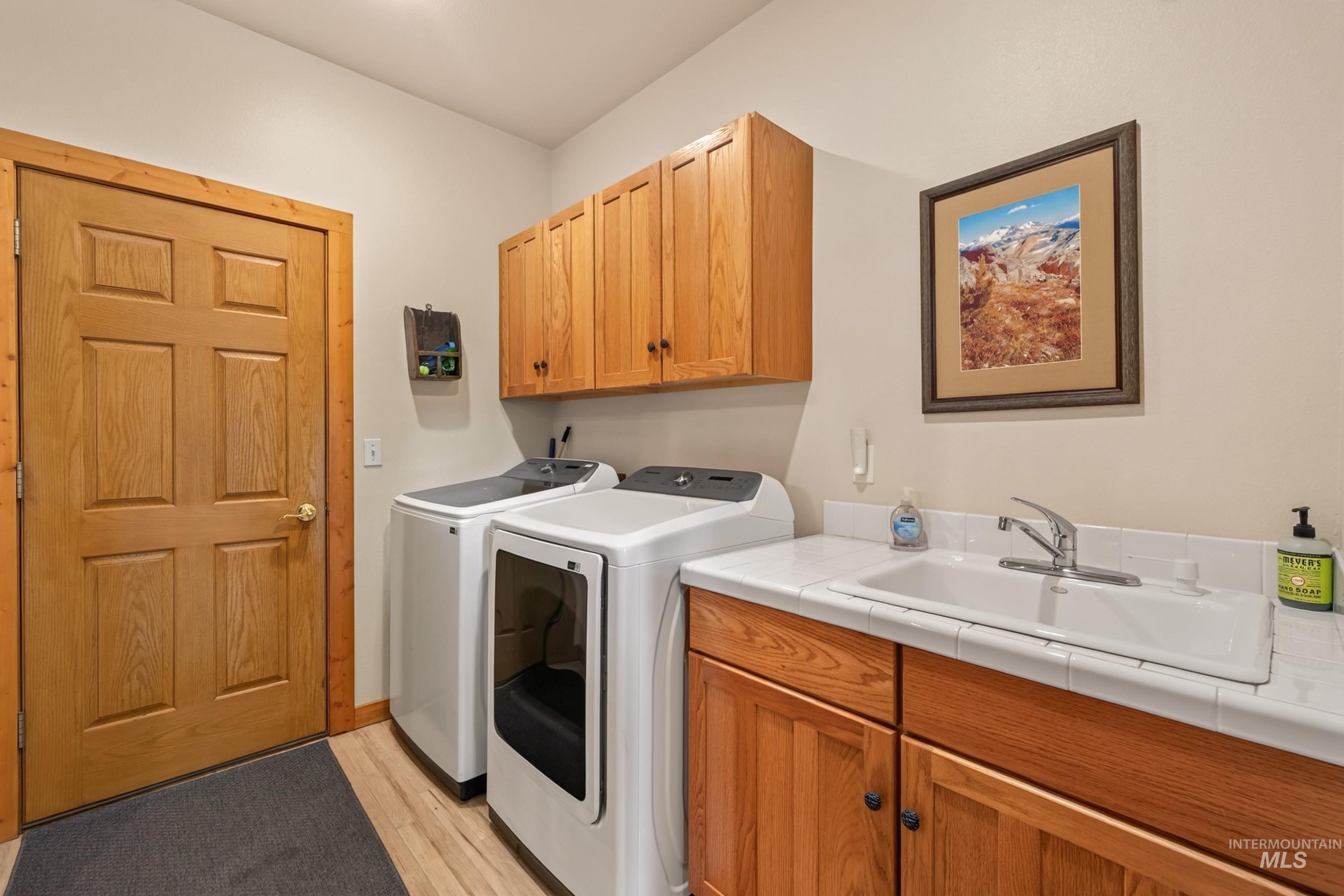 1190 Majestic View Drive, McCall, Idaho 83638, 5 Bedrooms, 3 Bathrooms, Residential For Sale, Price $1,325,000,MLS 98999618