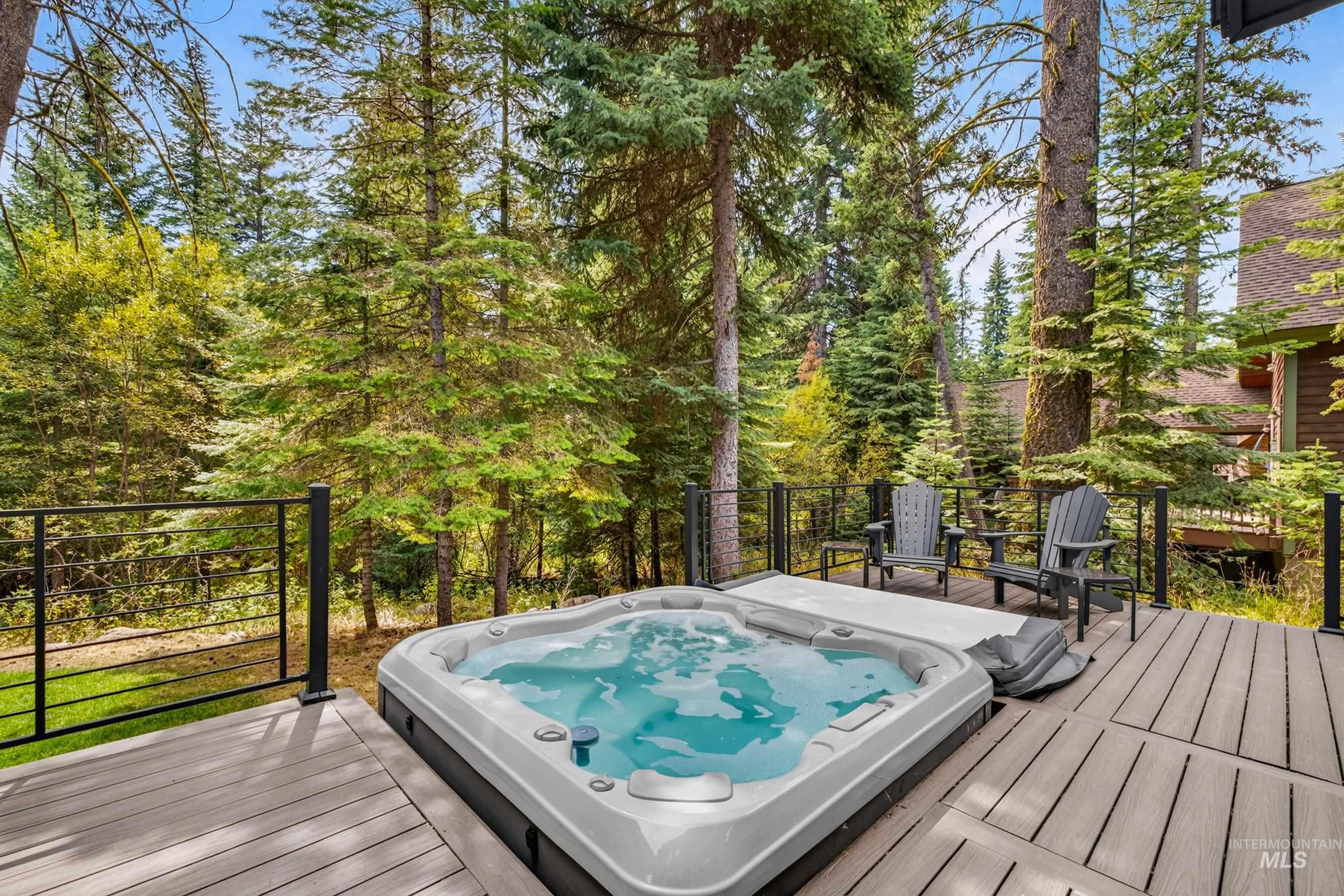 1190 Majestic View Drive, McCall, Idaho 83638, 5 Bedrooms, 3 Bathrooms, Residential For Sale, Price $1,325,000,MLS 98999618