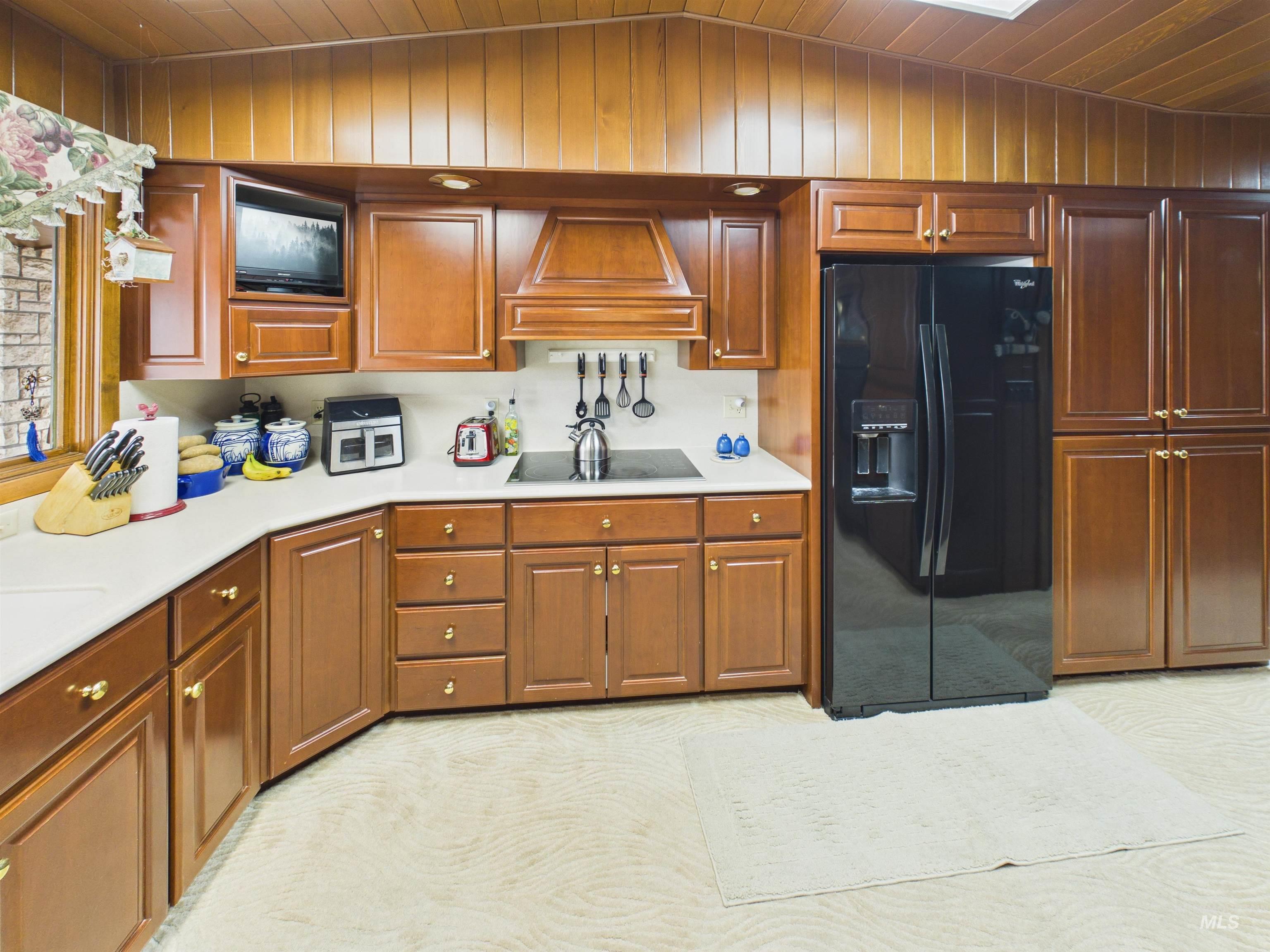 35 Van Engelen Road, Burley, Idaho 83318, 3 Bedrooms, 4 Bathrooms, Residential For Sale, Price $1,099,000,MLS 98999619