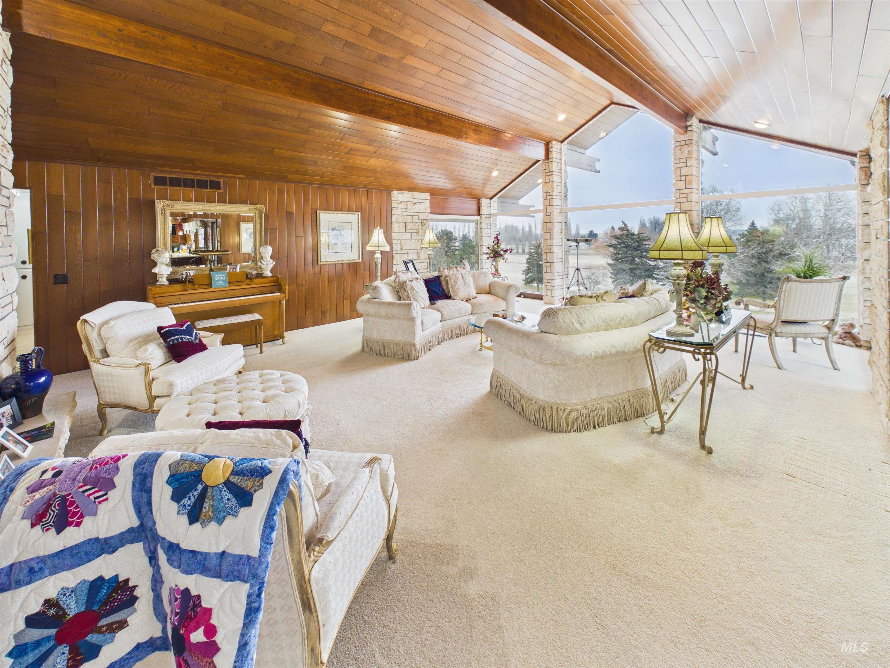 35 Van Engelen Road, Burley, Idaho 83318, 3 Bedrooms, 4 Bathrooms, Residential For Sale, Price $1,099,000,MLS 98999619