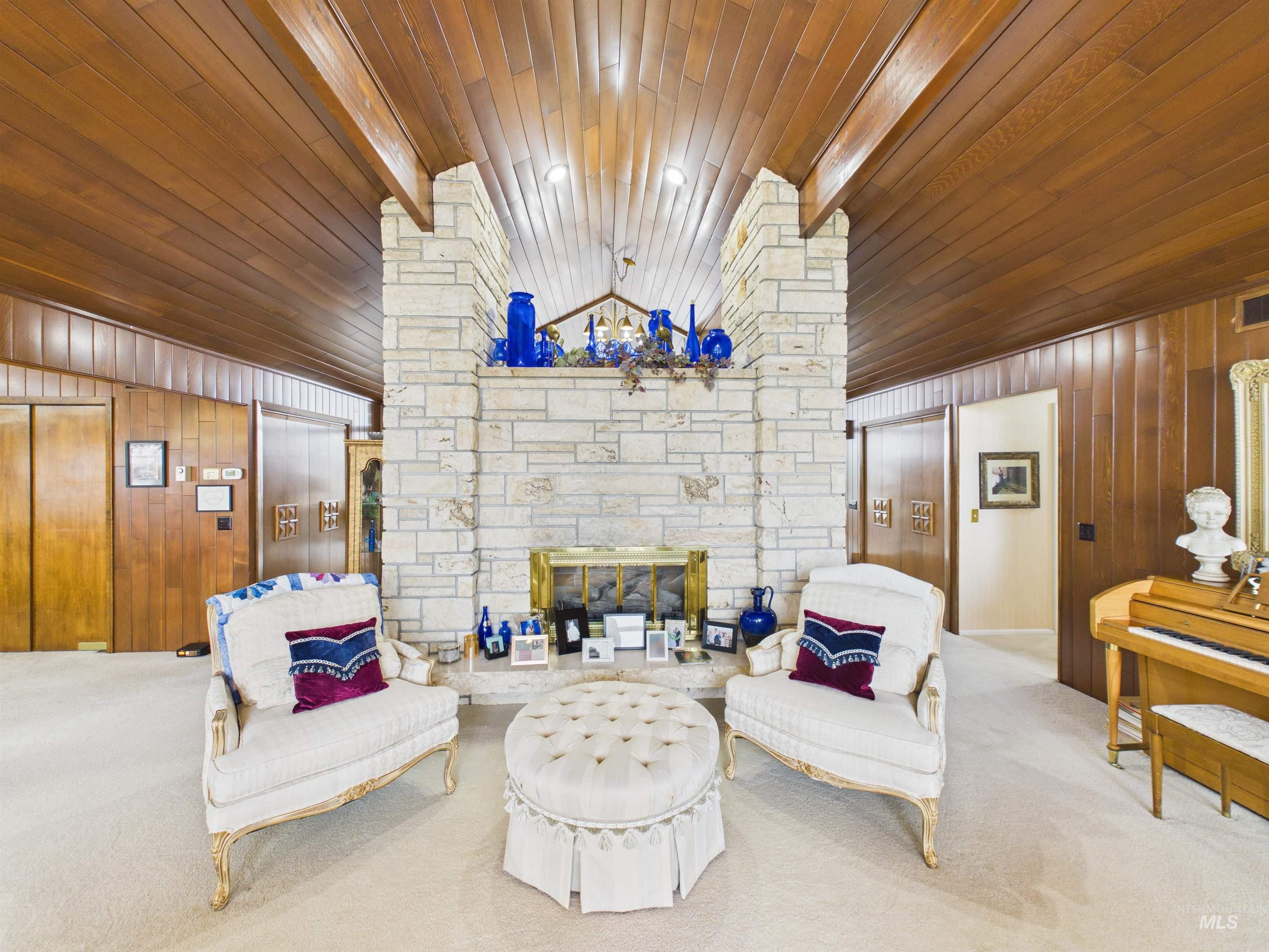 35 Van Engelen Road, Burley, Idaho 83318, 3 Bedrooms, 4 Bathrooms, Residential For Sale, Price $1,099,000,MLS 98999619