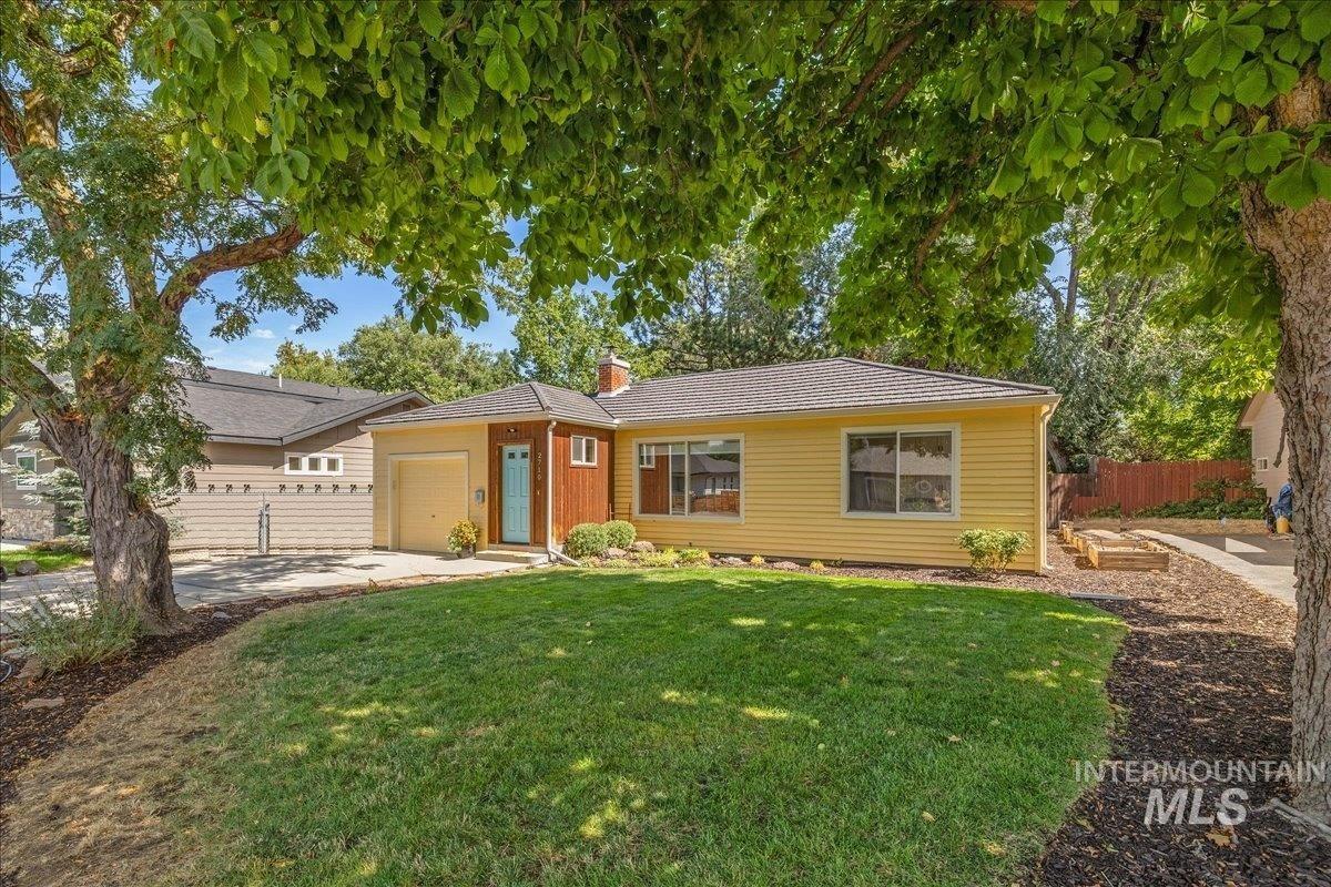 2710 N 28th St, Boise, Idaho 83703, 4 Bedrooms, 2 Bathrooms, Residential For Sale, Price $699,900,MLS 98999620