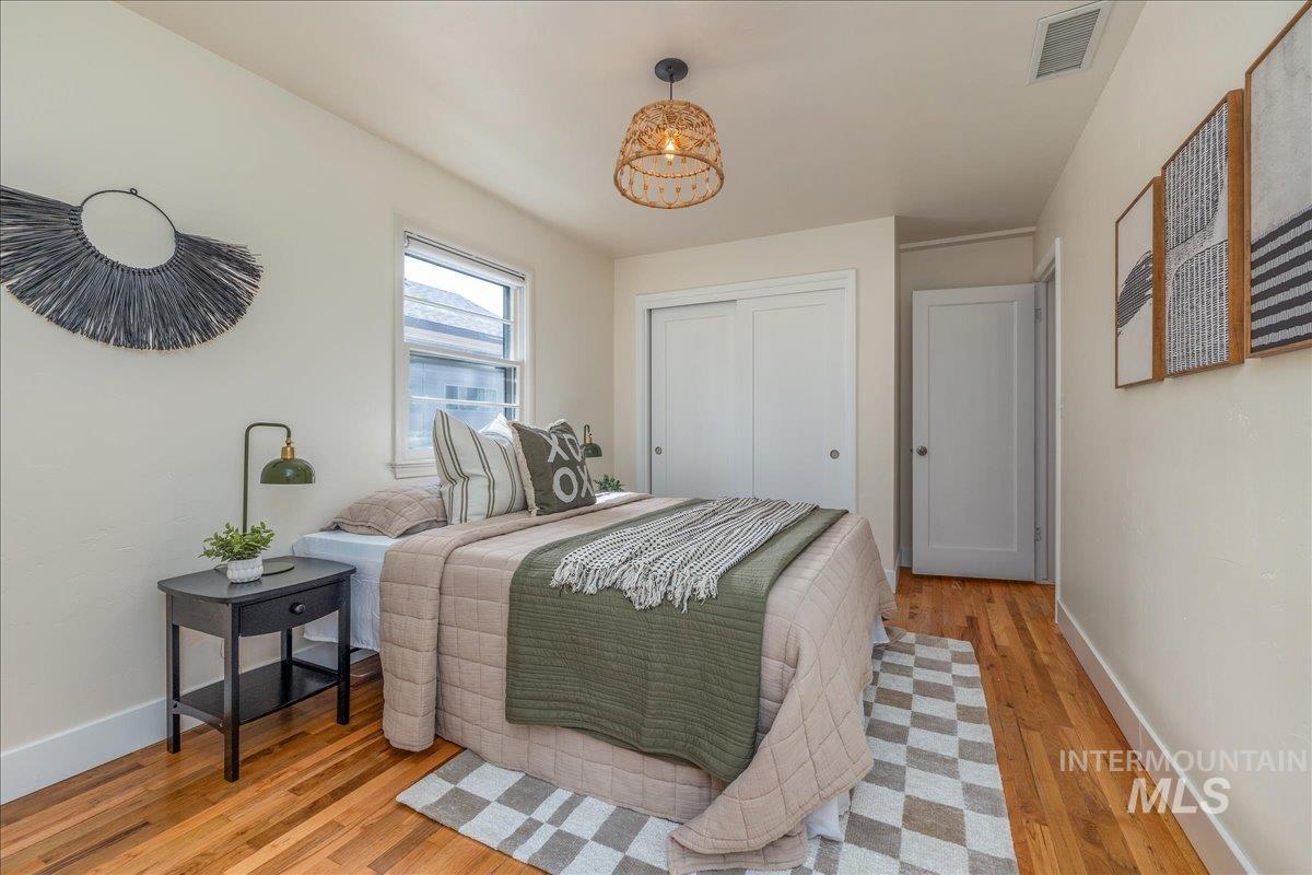 2710 N 28th St, Boise, Idaho 83703, 4 Bedrooms, 2 Bathrooms, Residential For Sale, Price $699,900,MLS 98999620