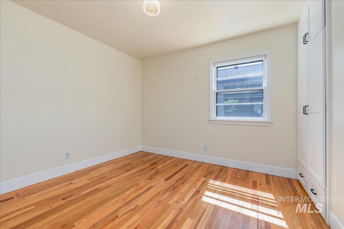 2710 N 28th St, Boise, Idaho 83703, 4 Bedrooms, 2 Bathrooms, Residential For Sale, Price $699,900,MLS 98999620