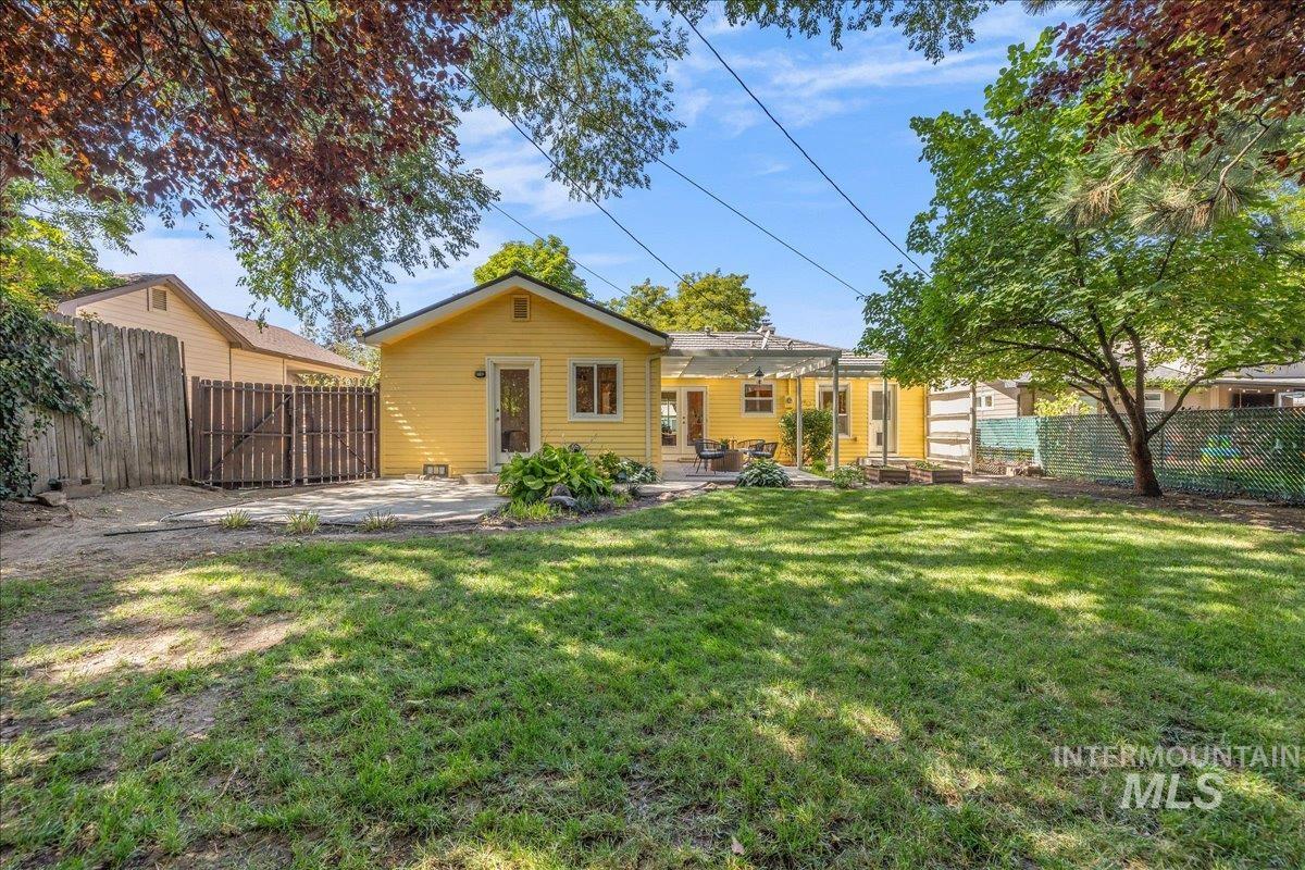 2710 N 28th St, Boise, Idaho 83703, 4 Bedrooms, 2 Bathrooms, Residential For Sale, Price $699,900,MLS 98999620