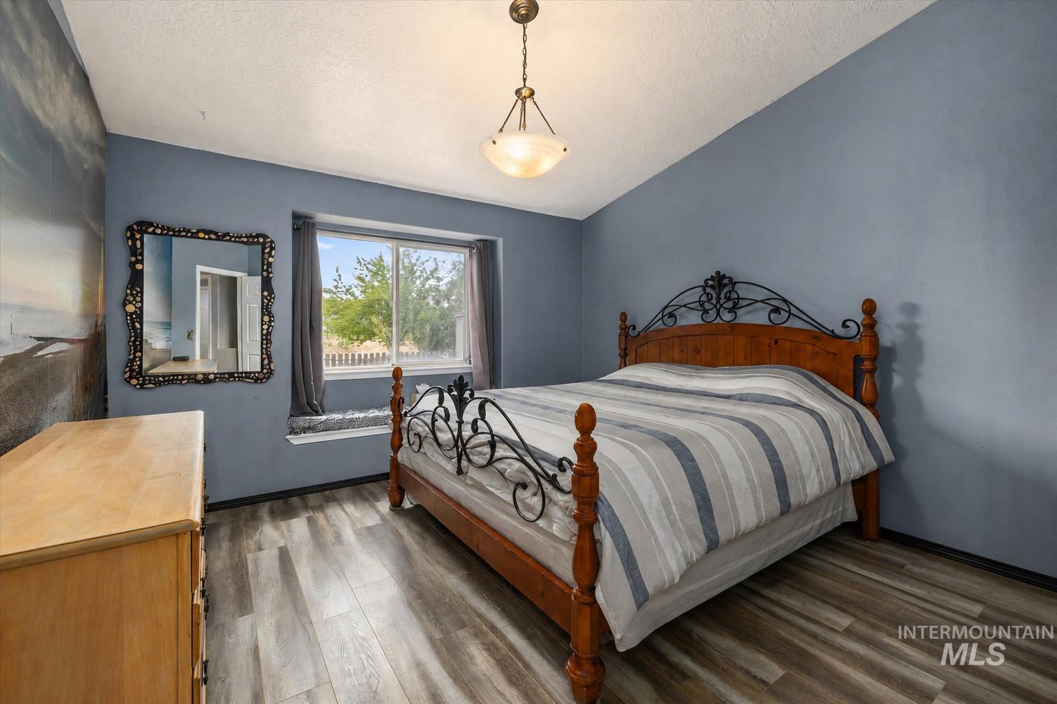 16842 Live Oak Pl, Caldwell, Idaho 83607, 3 Bedrooms, 2 Bathrooms, Residential For Sale, Price $360,000,MLS 98999624