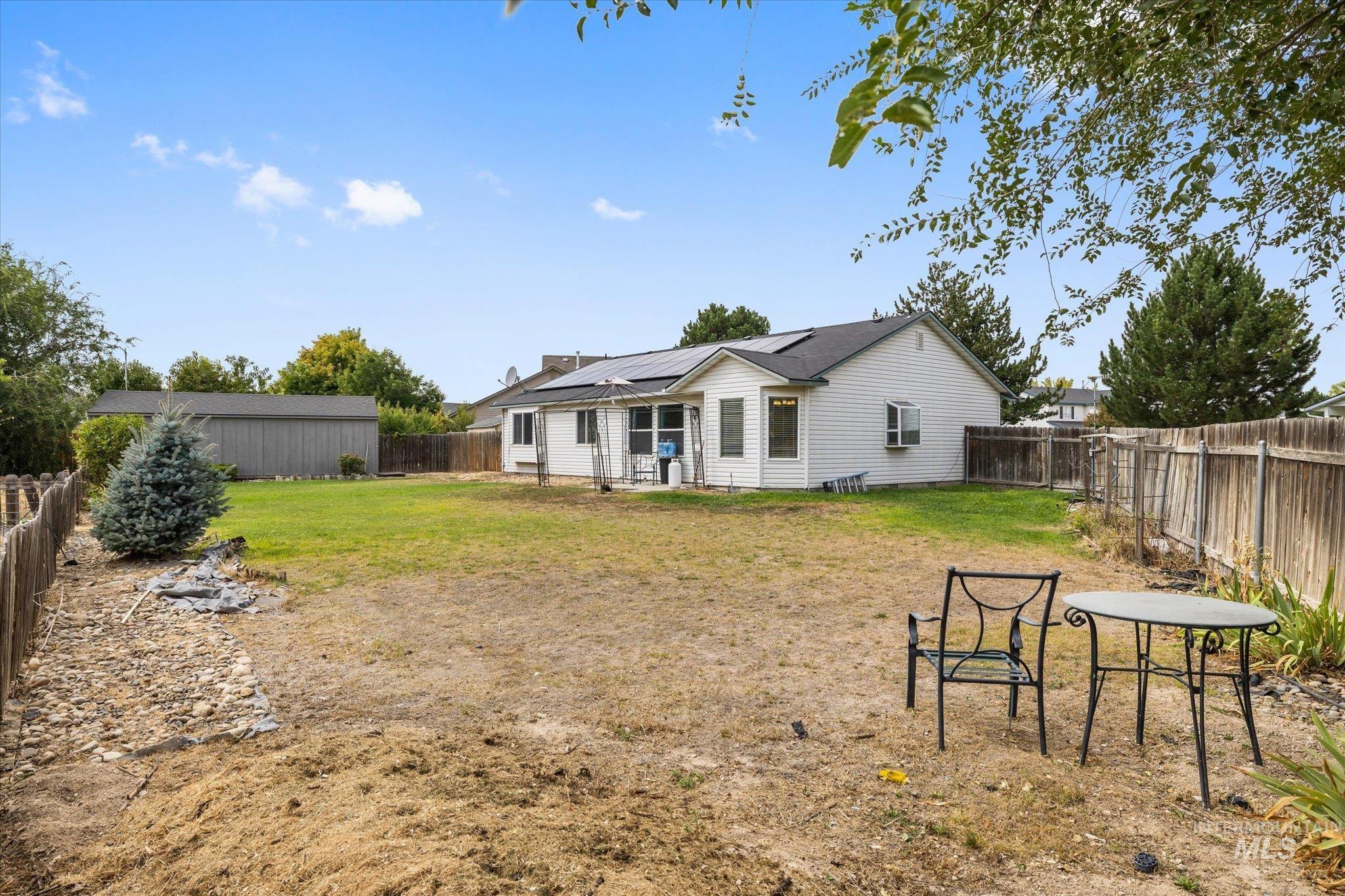 16842 Live Oak Pl, Caldwell, Idaho 83607, 3 Bedrooms, 2 Bathrooms, Residential For Sale, Price $360,000,MLS 98999624
