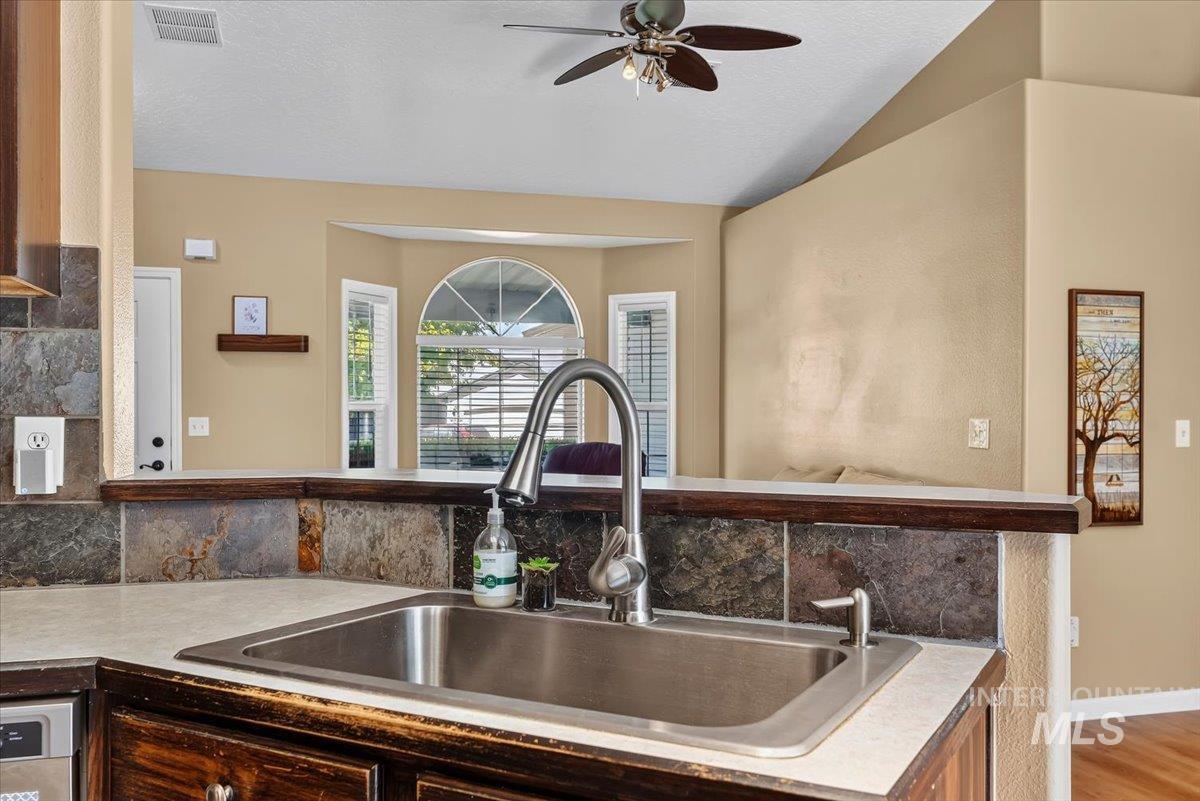 2131 E Colorado Ave, Nampa, Idaho 83686, 3 Bedrooms, 2 Bathrooms, Residential For Sale, Price $410,000,MLS 98999627