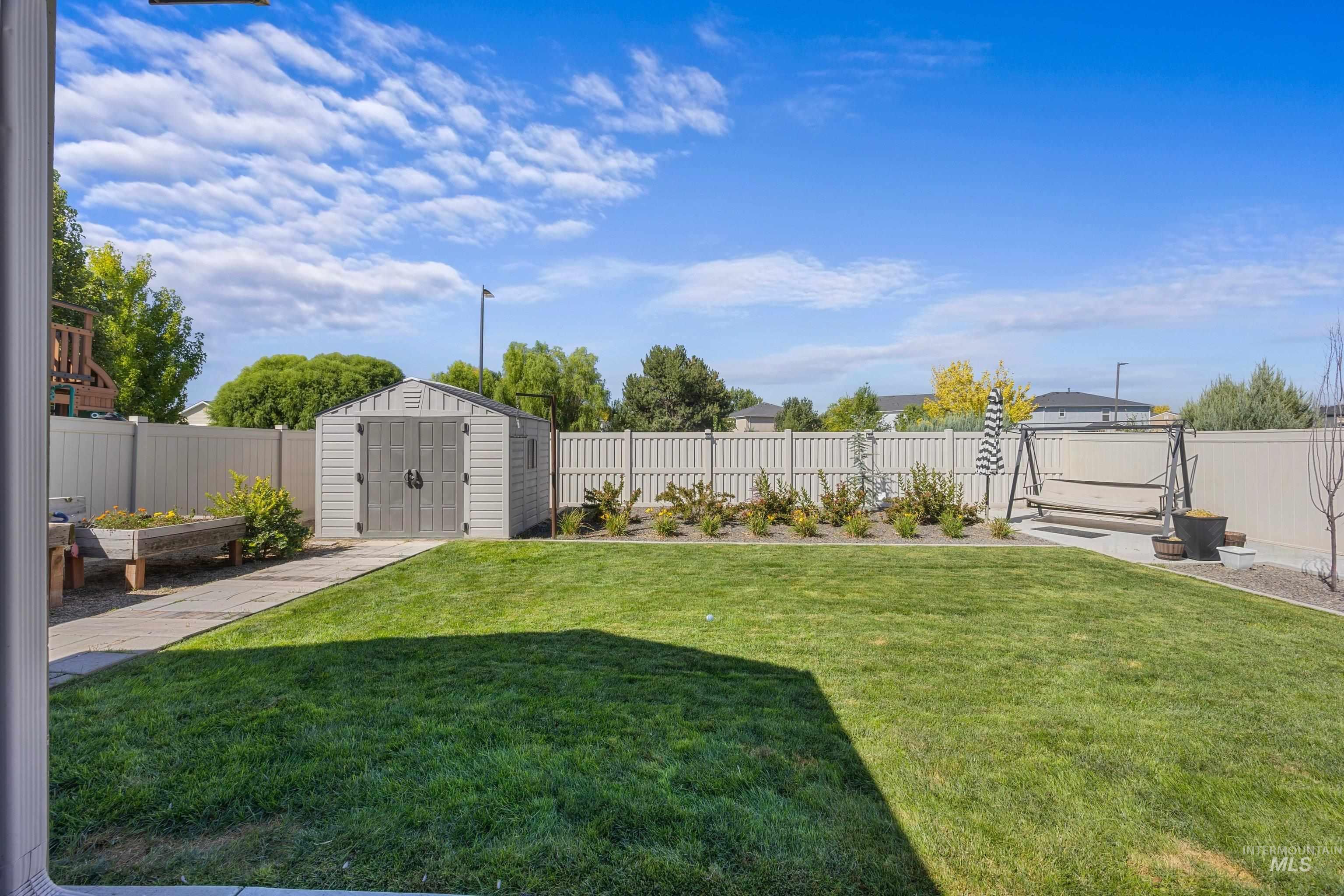 310 S Voyage Ave, Caldwell, Idaho 83605, 3 Bedrooms, 2 Bathrooms, Residential For Sale, Price $400,000,MLS 98999632