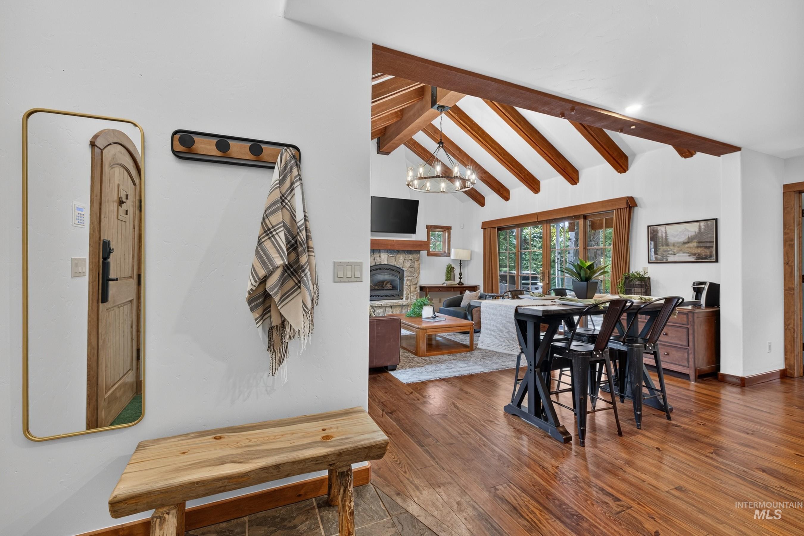 15 Rock Creek Court, Donnelly, Idaho 83615, 2 Bedrooms, 2.5 Bathrooms, Residential For Sale, Price $1,385,000,MLS 98999633