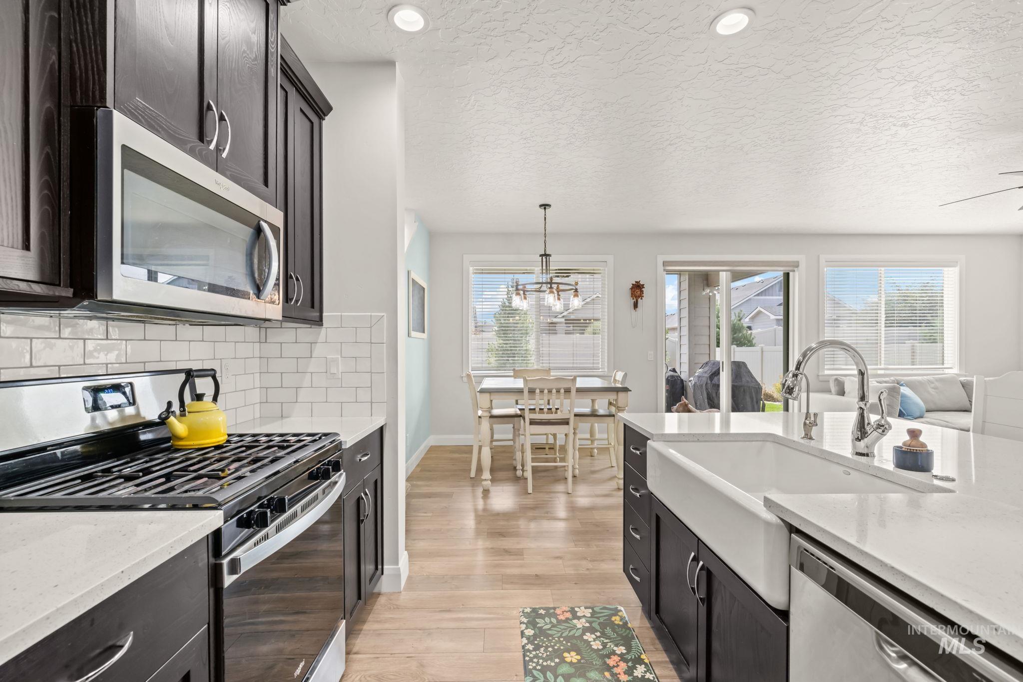 11701 W Pachino Drive, Nampa, Idaho 83686, 4 Bedrooms, 3 Bathrooms, Residential For Sale, Price $490,000,MLS 98999636