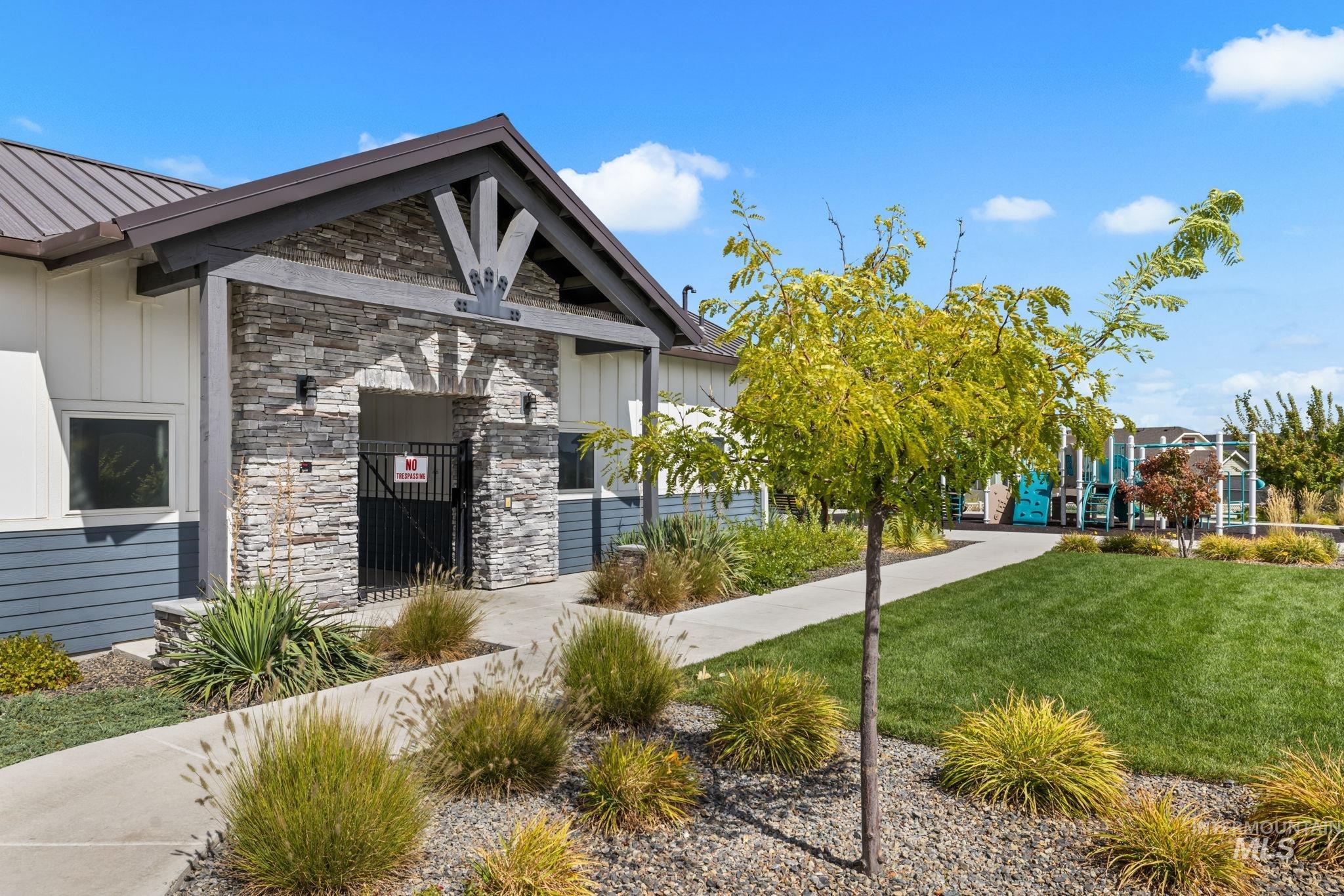 11701 W Pachino Drive, Nampa, Idaho 83686, 4 Bedrooms, 3 Bathrooms, Residential For Sale, Price $490,000,MLS 98999636