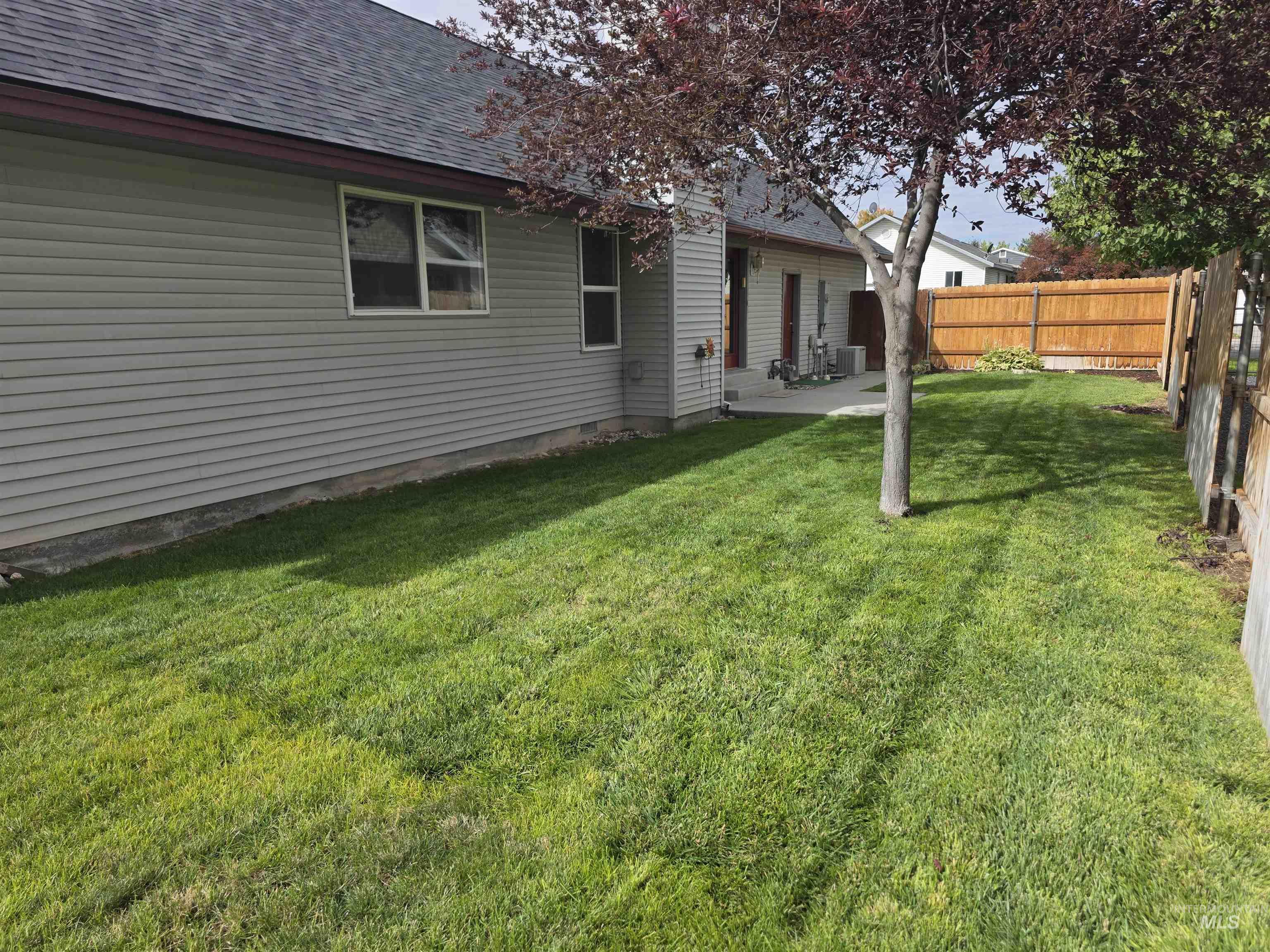 2657 4th Ave. East, Twin Falls, Idaho 83301, 3 Bedrooms, 2 Bathrooms, Residential For Sale, Price $360,000,MLS 98999637