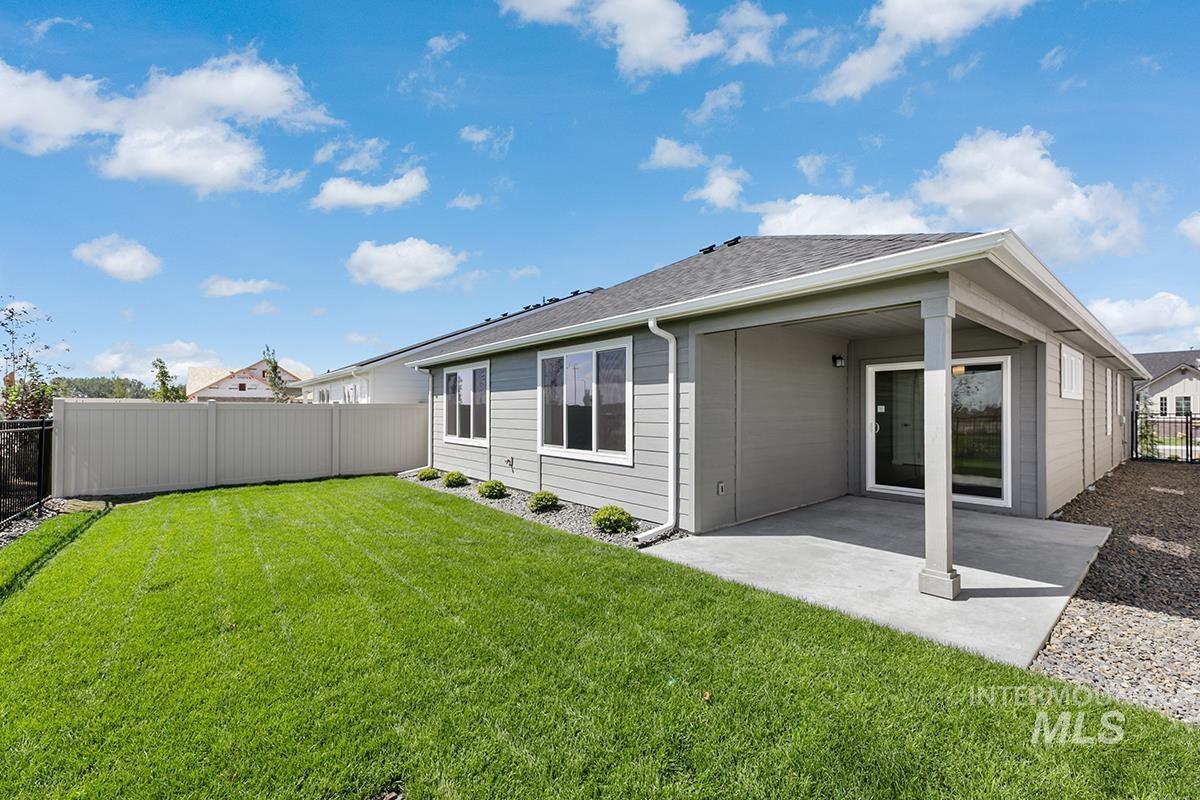 1681 E Hadler St., Meridian, Idaho 83642, 3 Bedrooms, 2 Bathrooms, Residential For Sale, Price $486,800,MLS 98999638