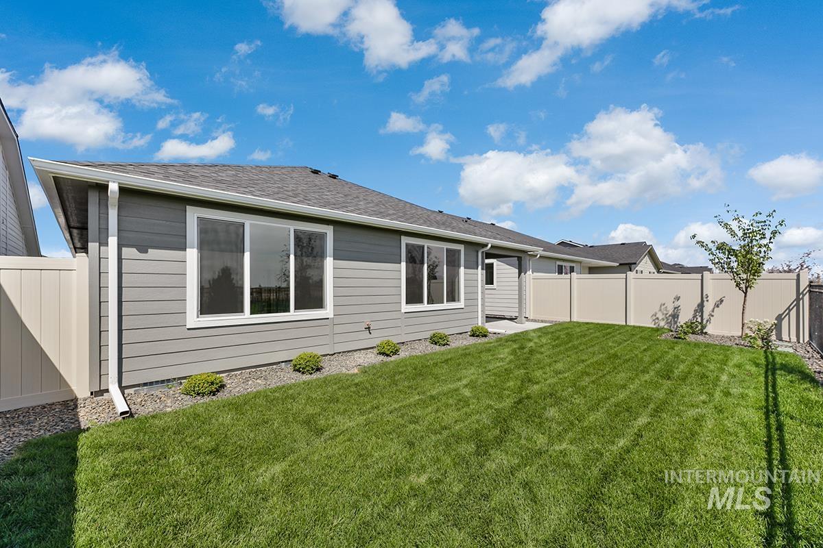 1681 E Hadler St., Meridian, Idaho 83642, 3 Bedrooms, 2 Bathrooms, Residential For Sale, Price $486,800,MLS 98999638