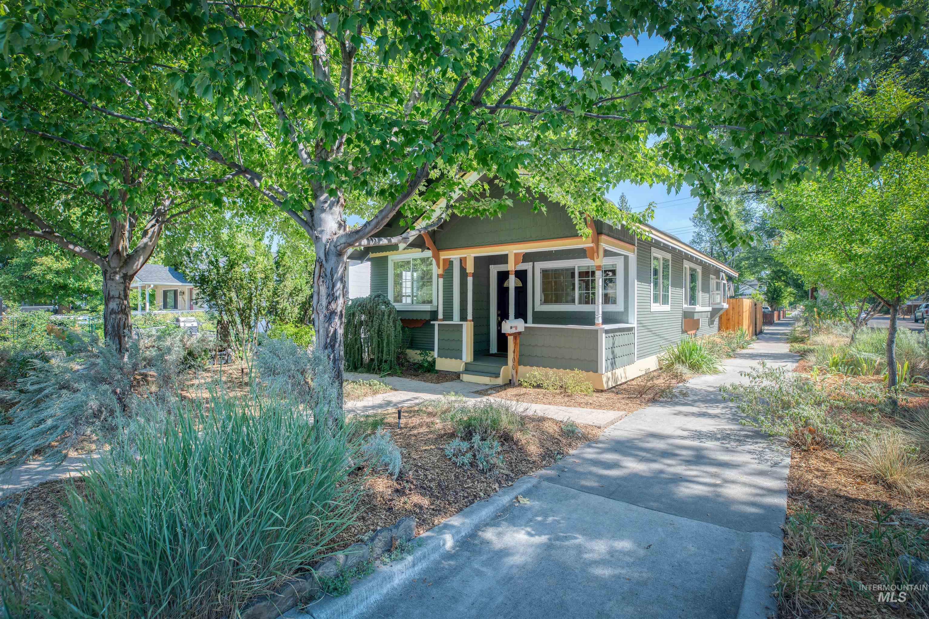 1900 N 13th St, Boise, Idaho 83702, 3 Bedrooms, 1.5 Bathrooms, Residential For Sale, Price $699,900,MLS 98999639