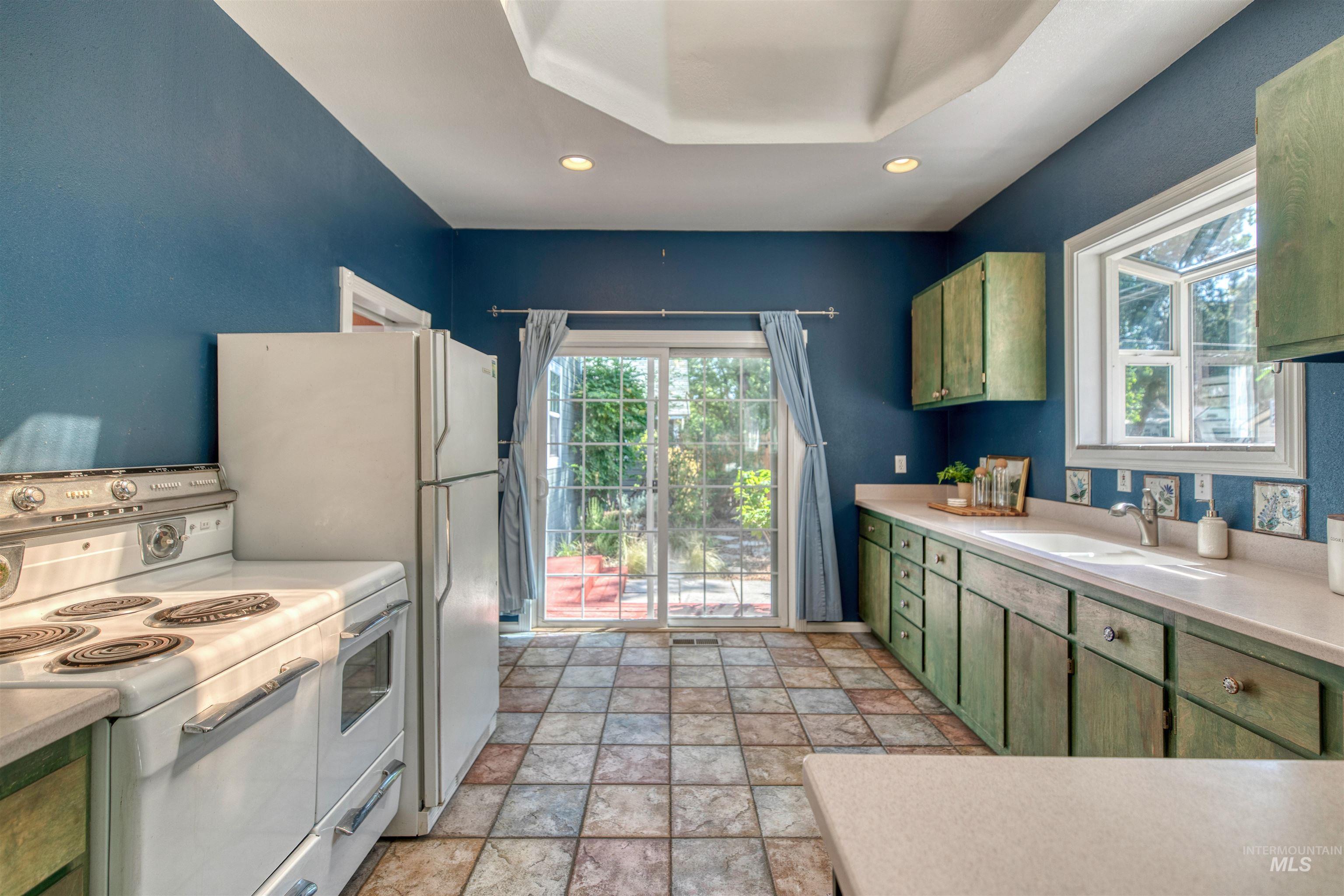 1900 N 13th St, Boise, Idaho 83702, 3 Bedrooms, 1.5 Bathrooms, Residential For Sale, Price $699,900,MLS 98999639