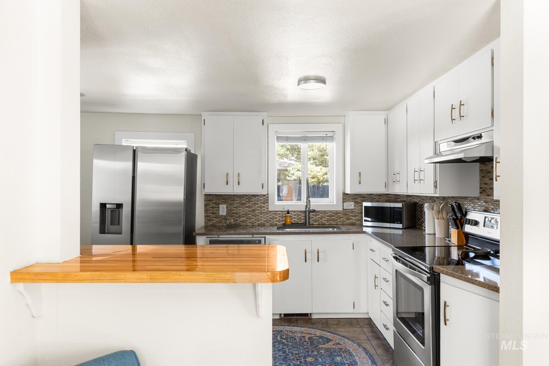 2523 W Idaho St, Boise, Idaho 83702, 2 Bedrooms, 1 Bathroom, Residential For Sale, Price $499,000,MLS 98999640