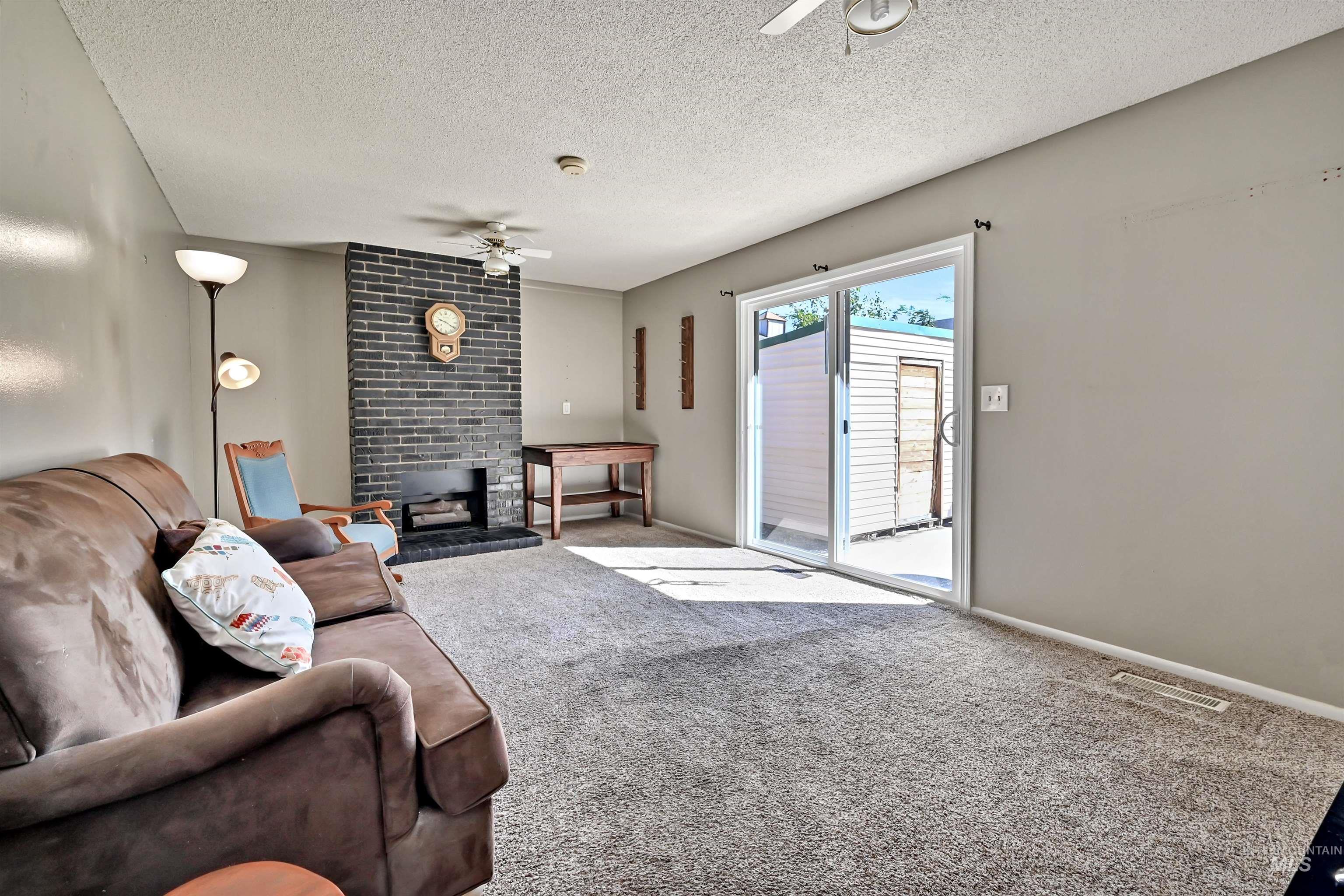 172 N Benewah Place, Nampa, Idaho 83651, 3 Bedrooms, 2 Bathrooms, Residential For Sale, Price $390,000,MLS 98999642