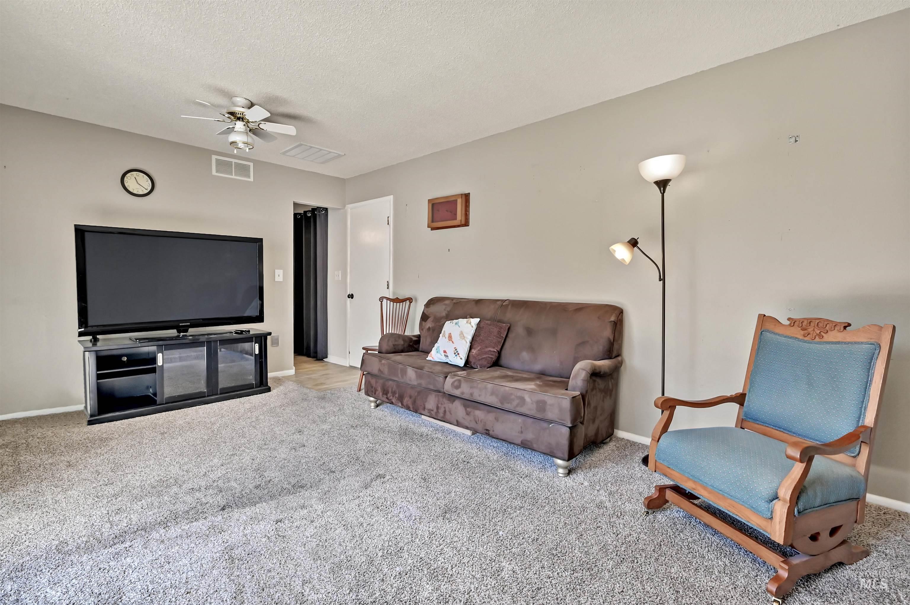 172 N Benewah Place, Nampa, Idaho 83651, 3 Bedrooms, 2 Bathrooms, Residential For Sale, Price $390,000,MLS 98999642