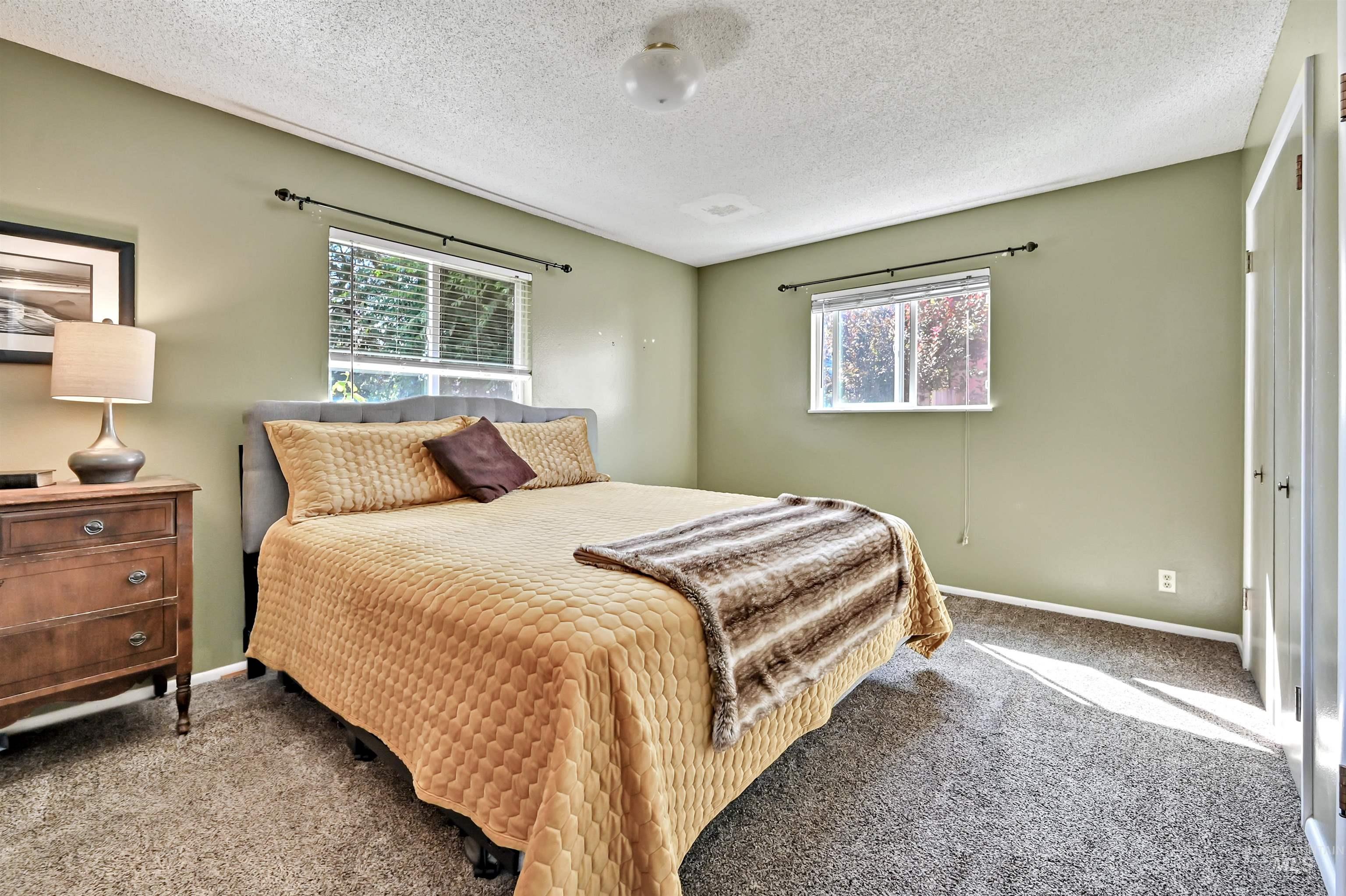 172 N Benewah Place, Nampa, Idaho 83651, 3 Bedrooms, 2 Bathrooms, Residential For Sale, Price $390,000,MLS 98999642