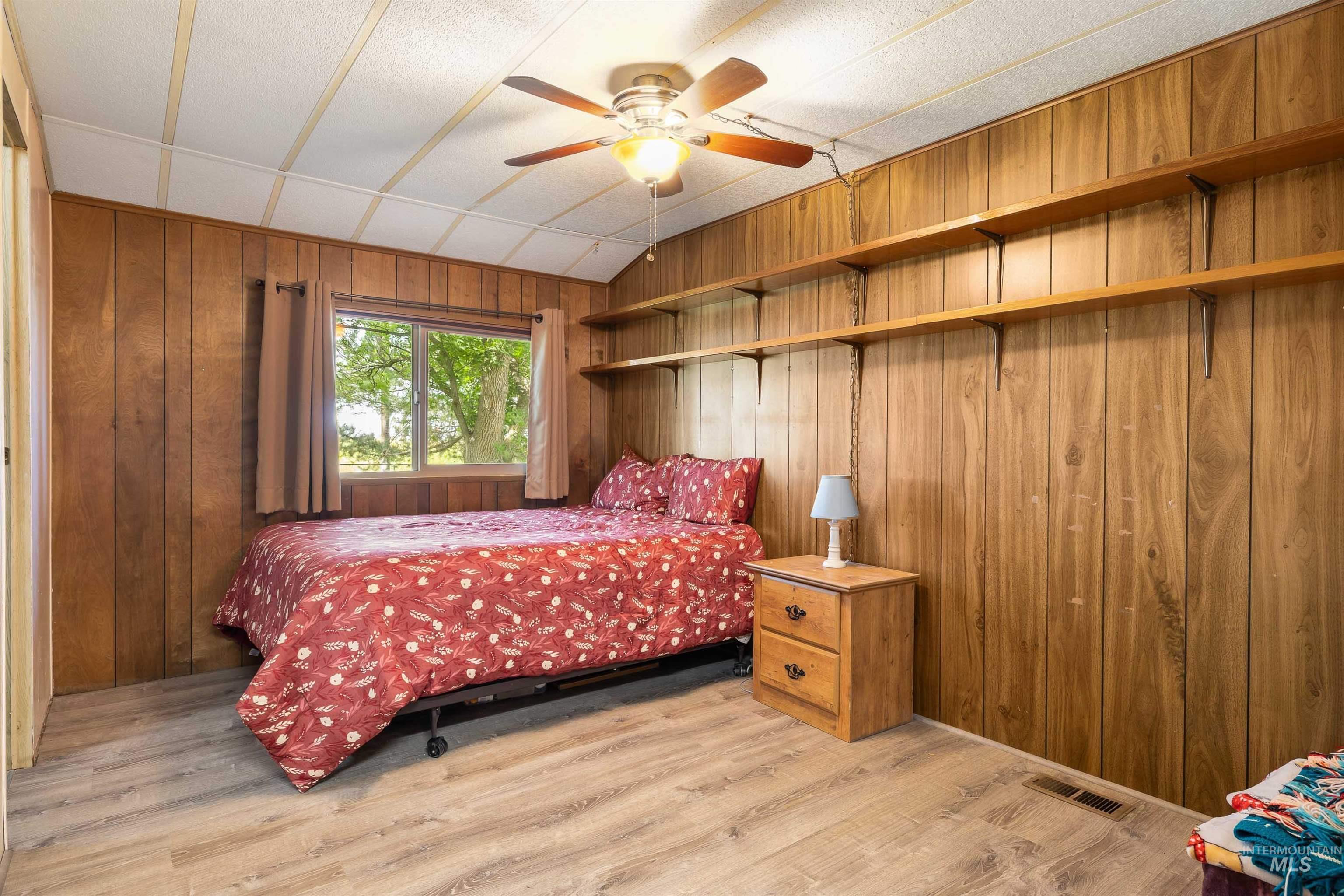 236 N 200 W, Jerome, Idaho 83338, 4 Bedrooms, 2 Bathrooms, Residential For Sale, Price $350,000, 98999643