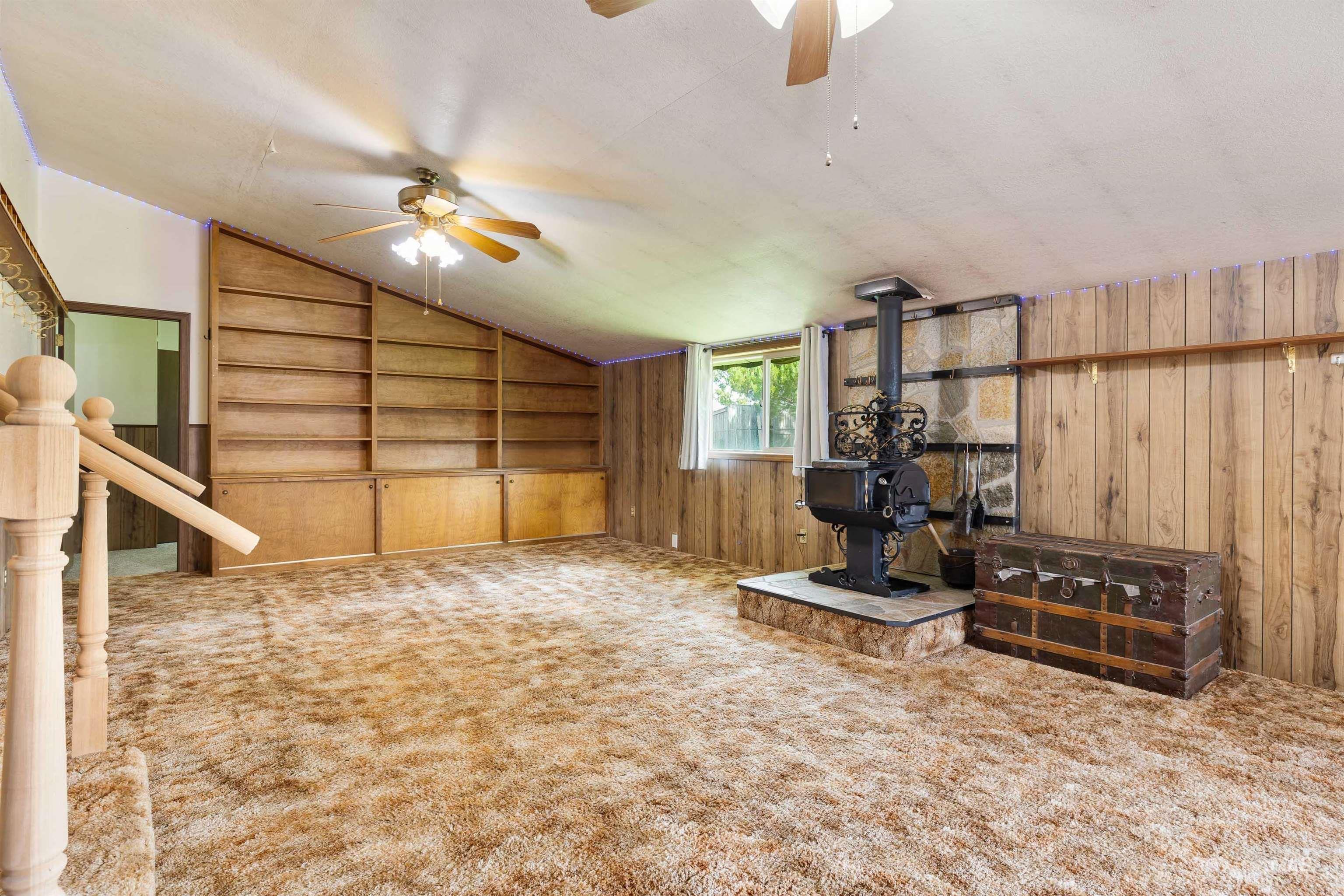 236 N 200 W, Jerome, Idaho 83338, 4 Bedrooms, 2 Bathrooms, Residential For Sale, Price $350,000, 98999643
