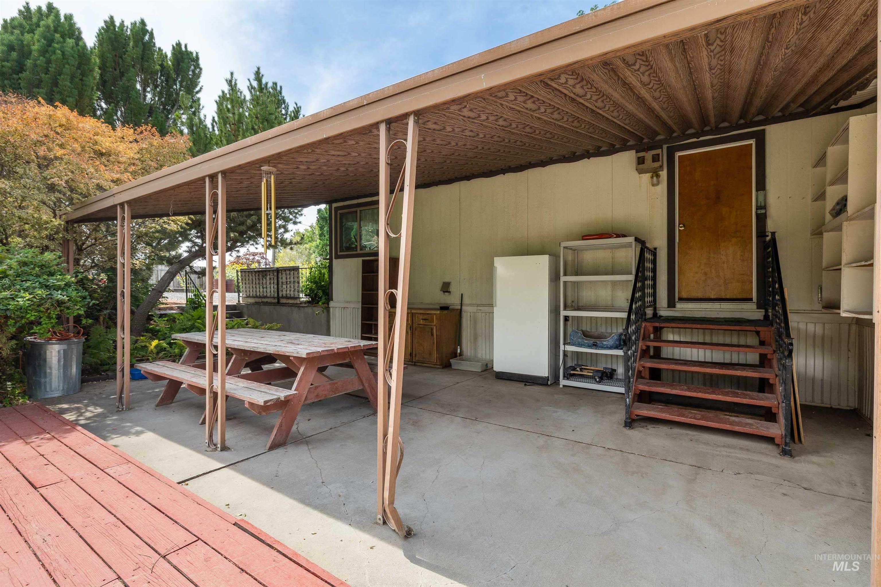 236 N 200 W, Jerome, Idaho 83338, 4 Bedrooms, 2 Bathrooms, Residential For Sale, Price $350,000, 98999643