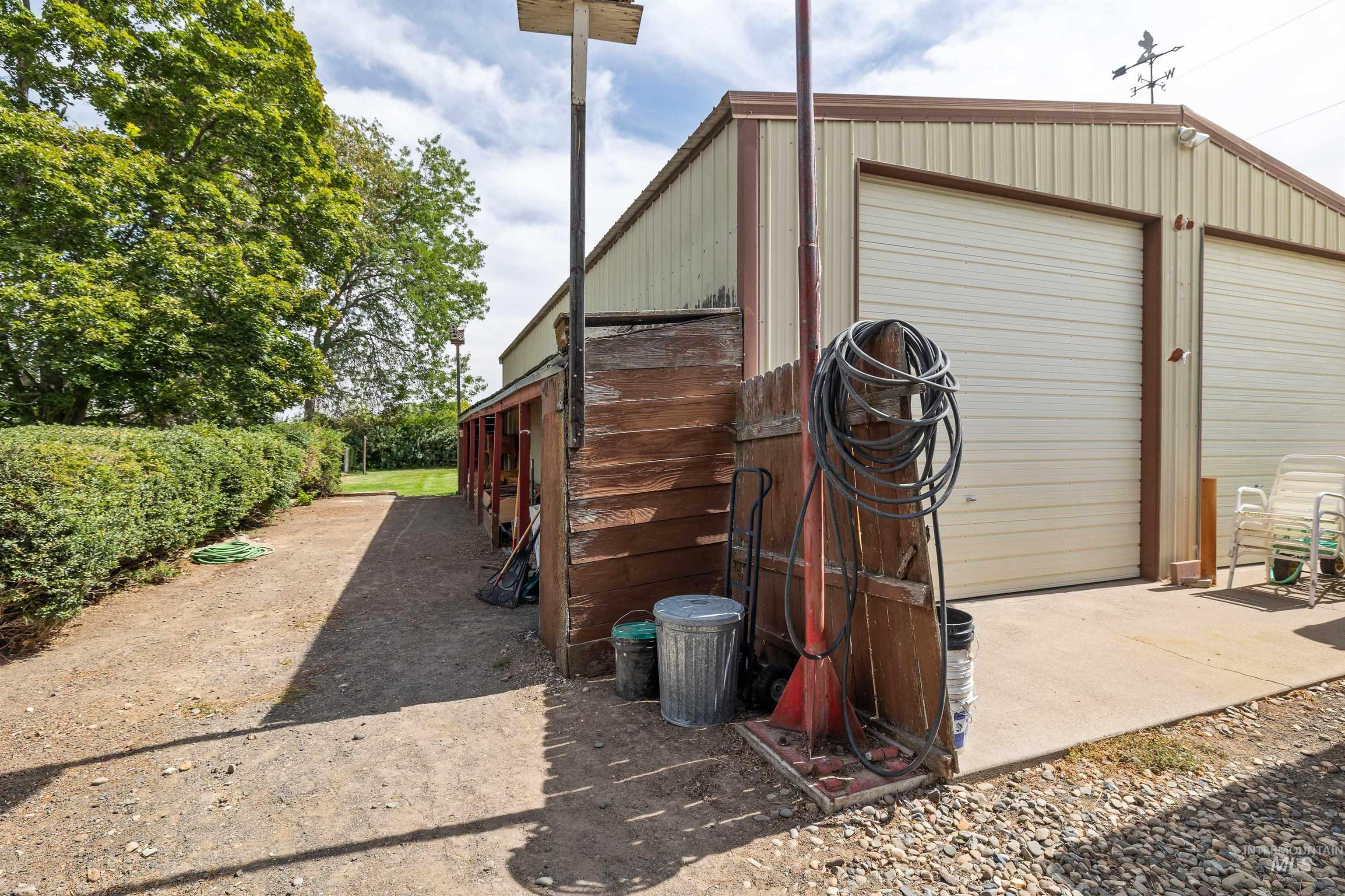 236 N 200 W, Jerome, Idaho 83338, 4 Bedrooms, 2 Bathrooms, Residential For Sale, Price $350,000, 98999643
