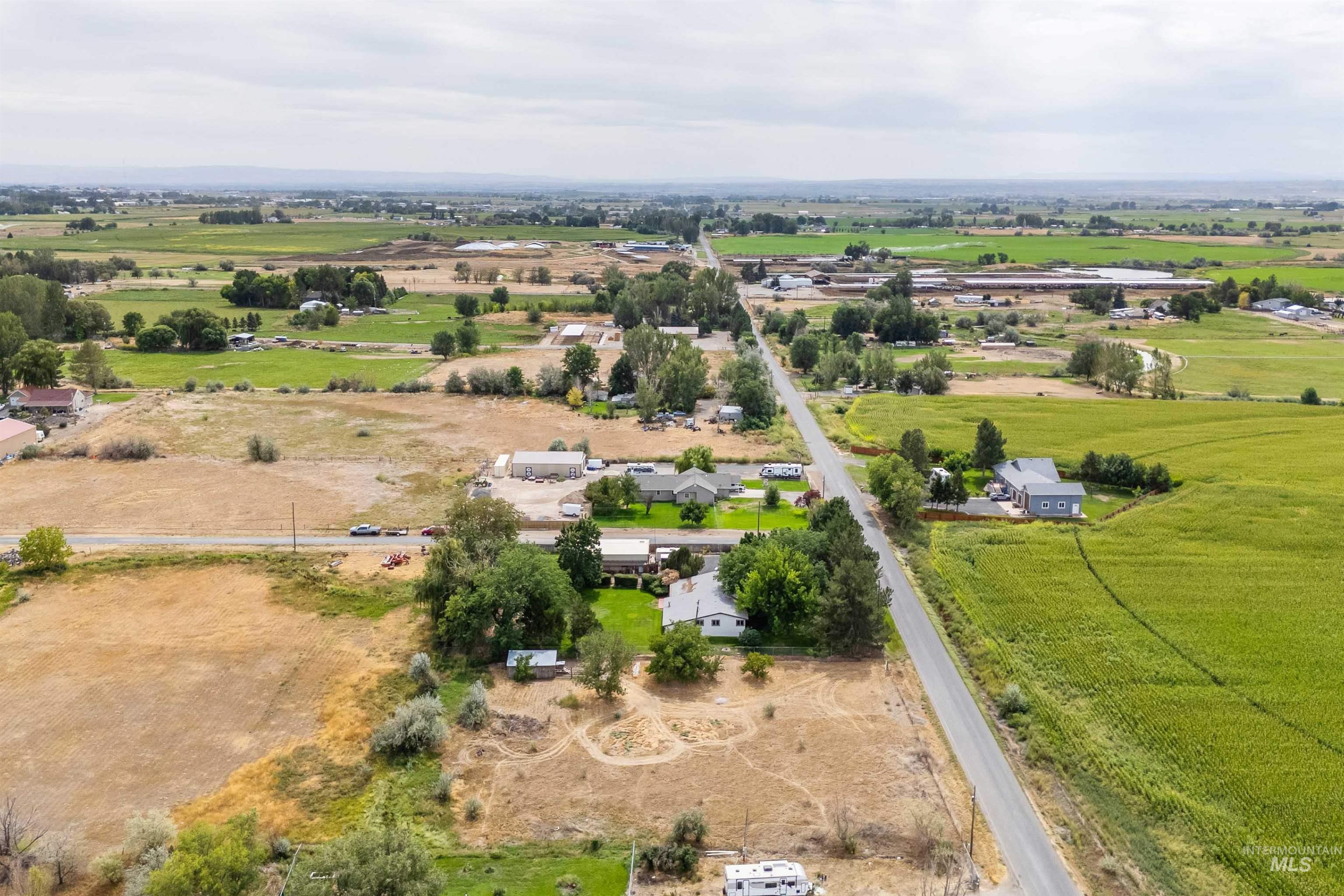 236 N 200 W, Jerome, Idaho 83338, 4 Bedrooms, 2 Bathrooms, Residential For Sale, Price $350,000, 98999643