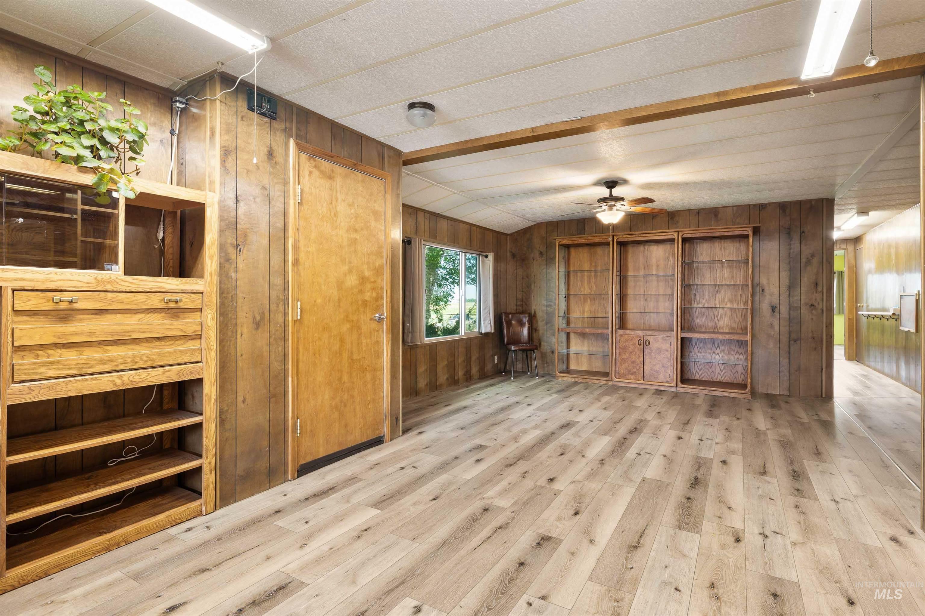 236 N 200 W, Jerome, Idaho 83338, 4 Bedrooms, 2 Bathrooms, Residential For Sale, Price $350,000, 98999643