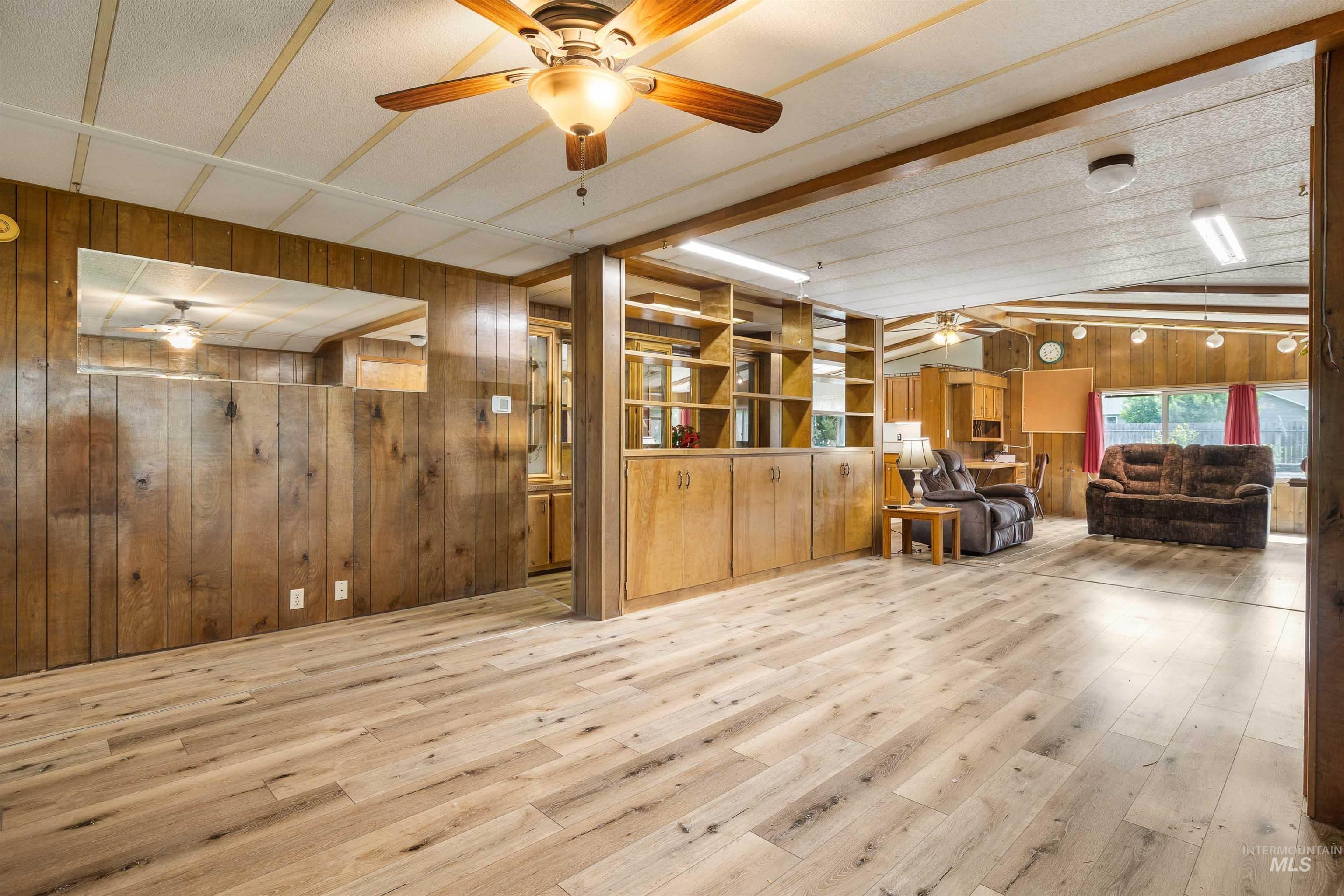 236 N 200 W, Jerome, Idaho 83338, 4 Bedrooms, 2 Bathrooms, Residential For Sale, Price $350,000, 98999643