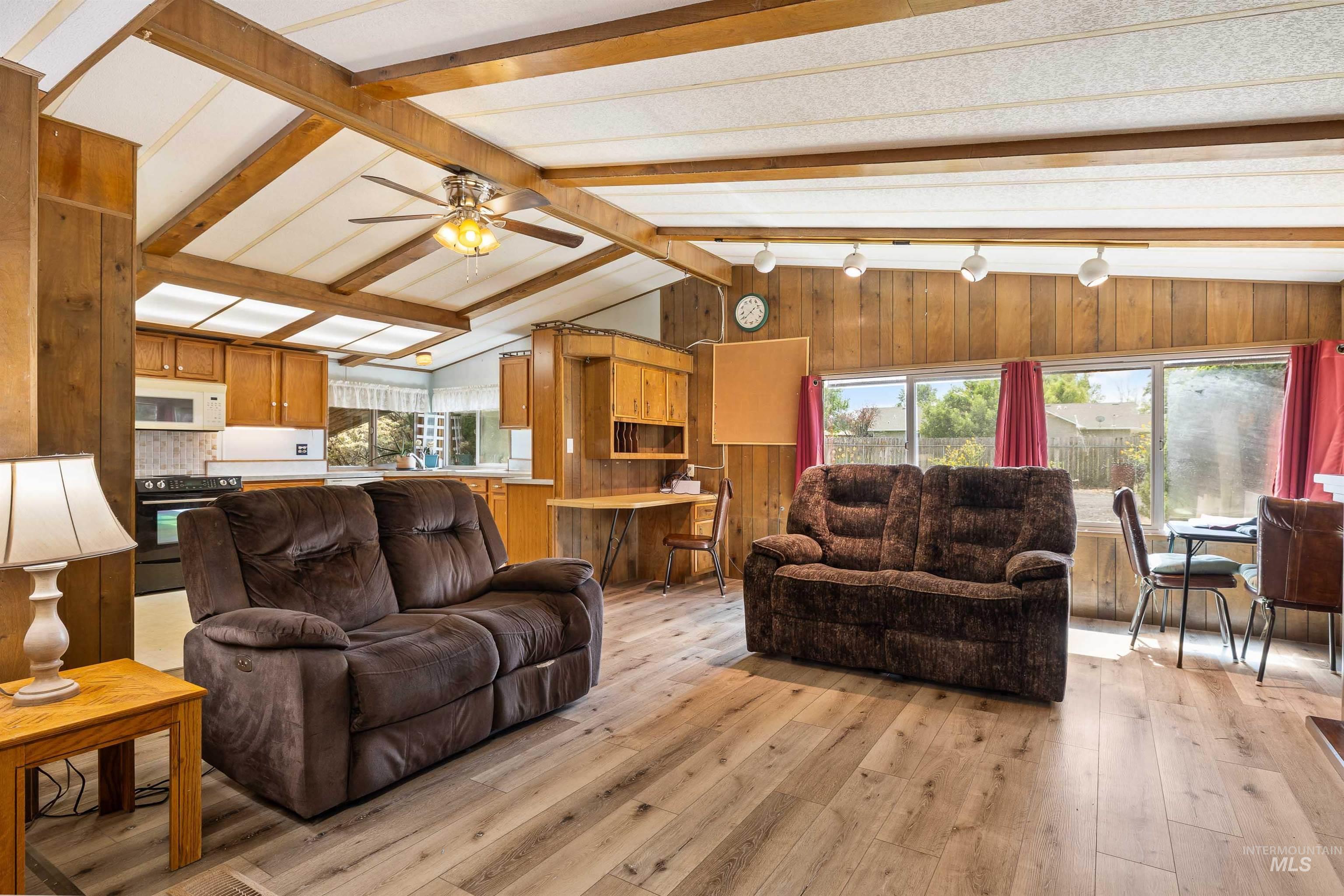 236 N 200 W, Jerome, Idaho 83338, 4 Bedrooms, 2 Bathrooms, Residential For Sale, Price $350,000, 98999643