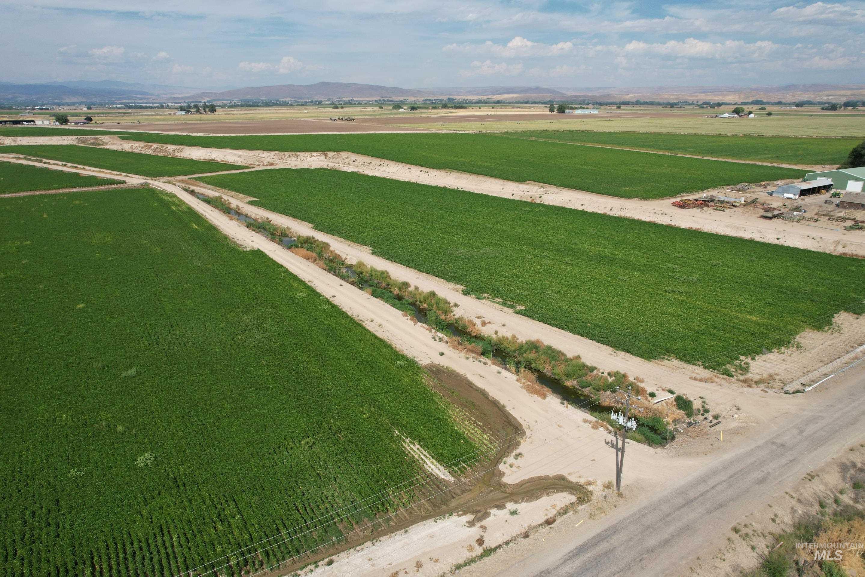 254 Ivy Road, Ontario, Idaho 97914, 3 Bedrooms, 1 Bathroom, Farm & Ranch For Sale, Price $950,000, 98999644