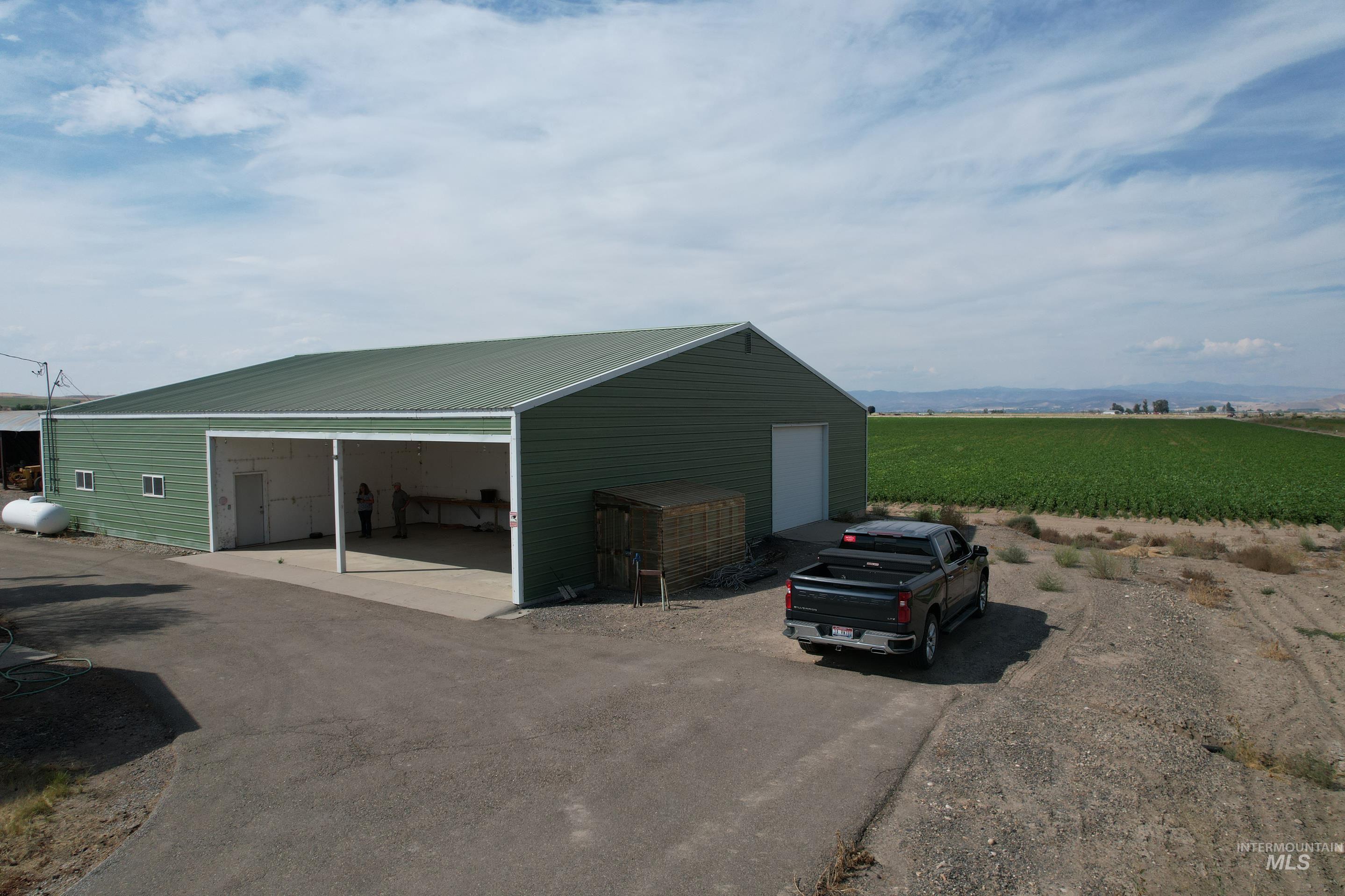 254 Ivy Road, Ontario, Idaho 97914, 3 Bedrooms, 1 Bathroom, Farm & Ranch For Sale, Price $950,000, 98999644