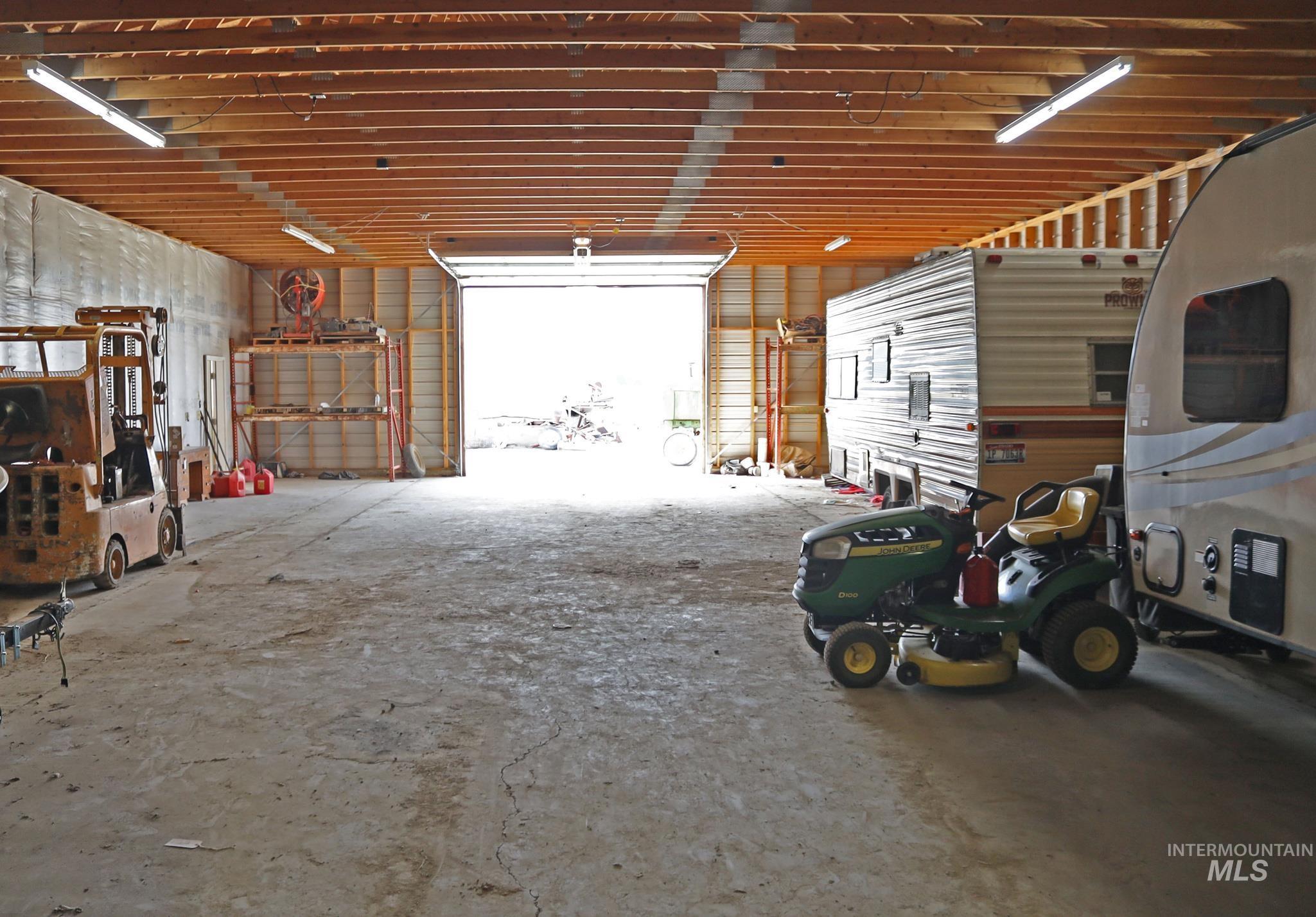 254 Ivy Road, Ontario, Idaho 97914, 3 Bedrooms, 1 Bathroom, Farm & Ranch For Sale, Price $950,000, 98999644