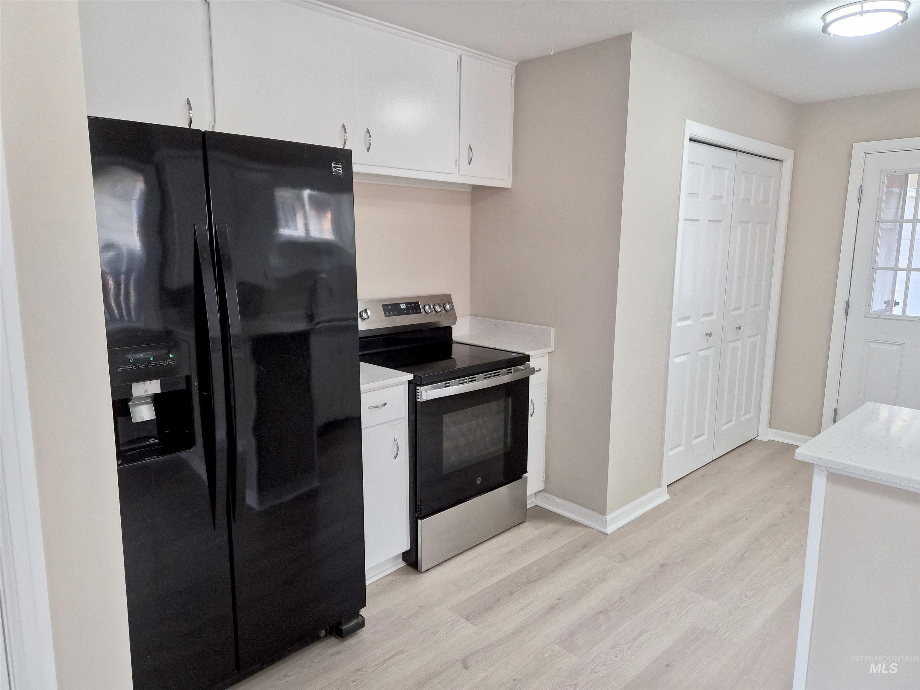 618 E Avenue D, Jerome, Idaho 83338, 2 Bedrooms, 1 Bathroom, Residential For Sale, Price $239,900, 98999645