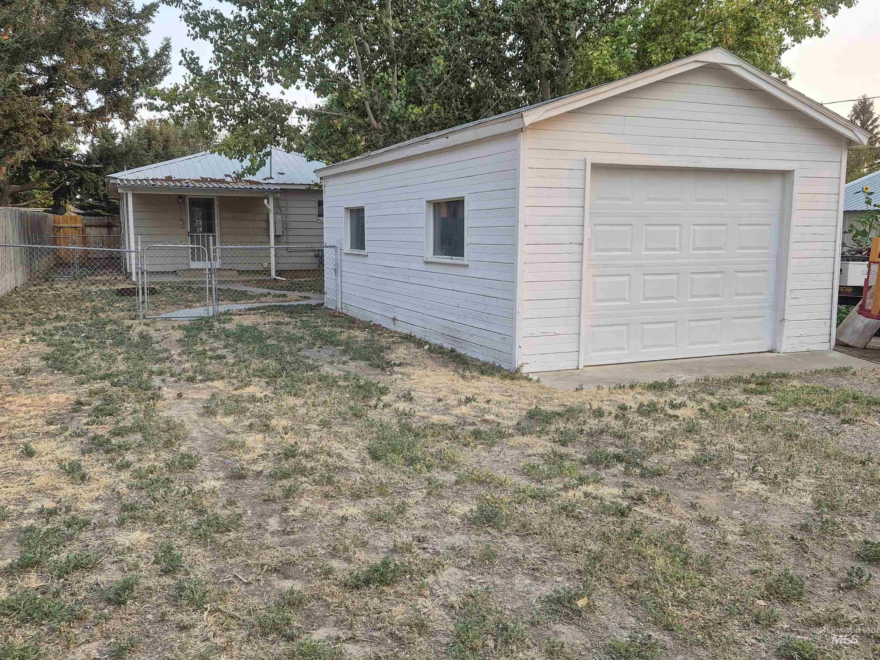 618 E Avenue D, Jerome, Idaho 83338, 2 Bedrooms, 1 Bathroom, Residential For Sale, Price $239,900, 98999645