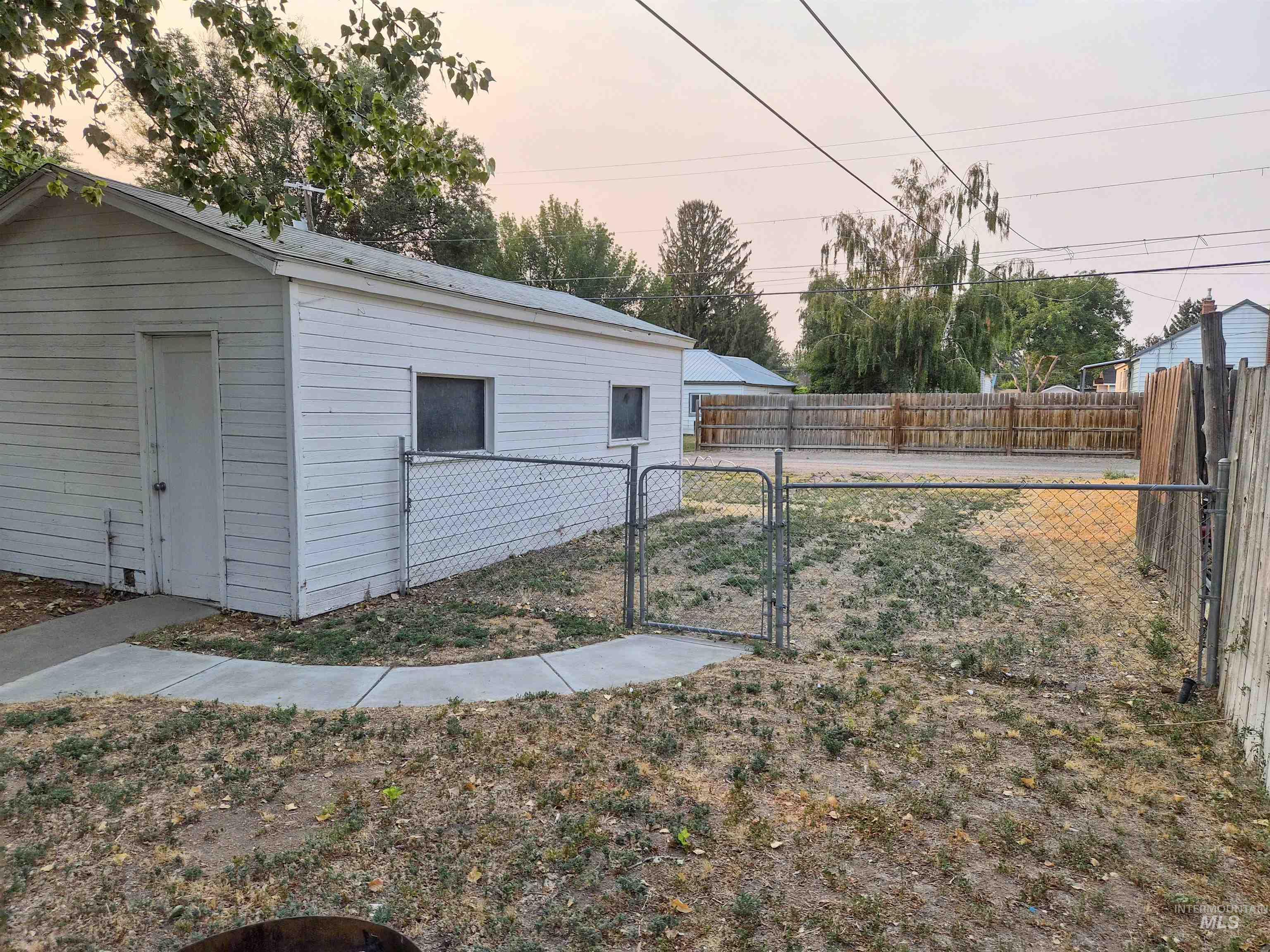 618 E Avenue D, Jerome, Idaho 83338, 2 Bedrooms, 1 Bathroom, Residential For Sale, Price $239,900, 98999645