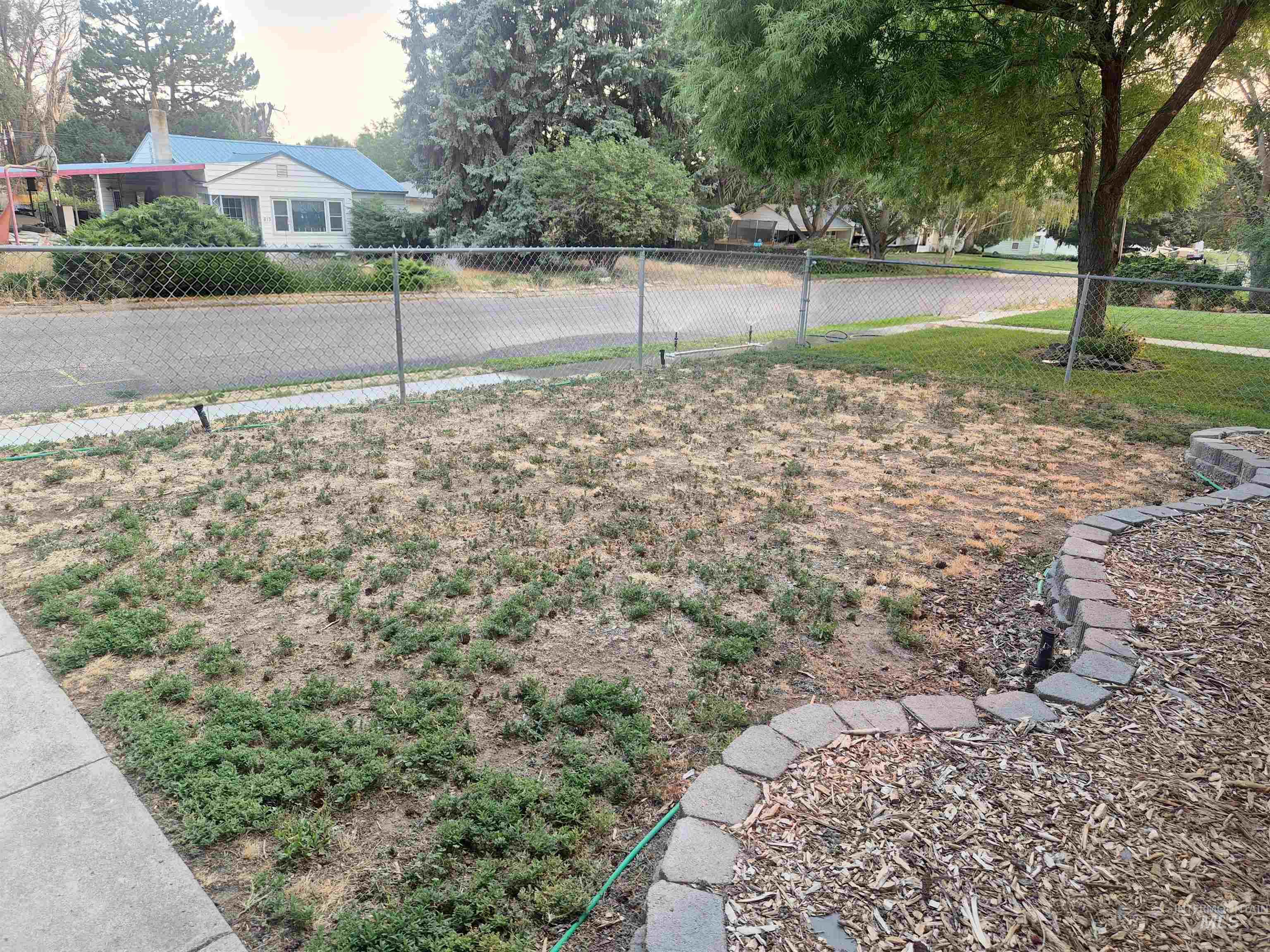 618 E Avenue D, Jerome, Idaho 83338, 2 Bedrooms, 1 Bathroom, Residential For Sale, Price $239,900, 98999645