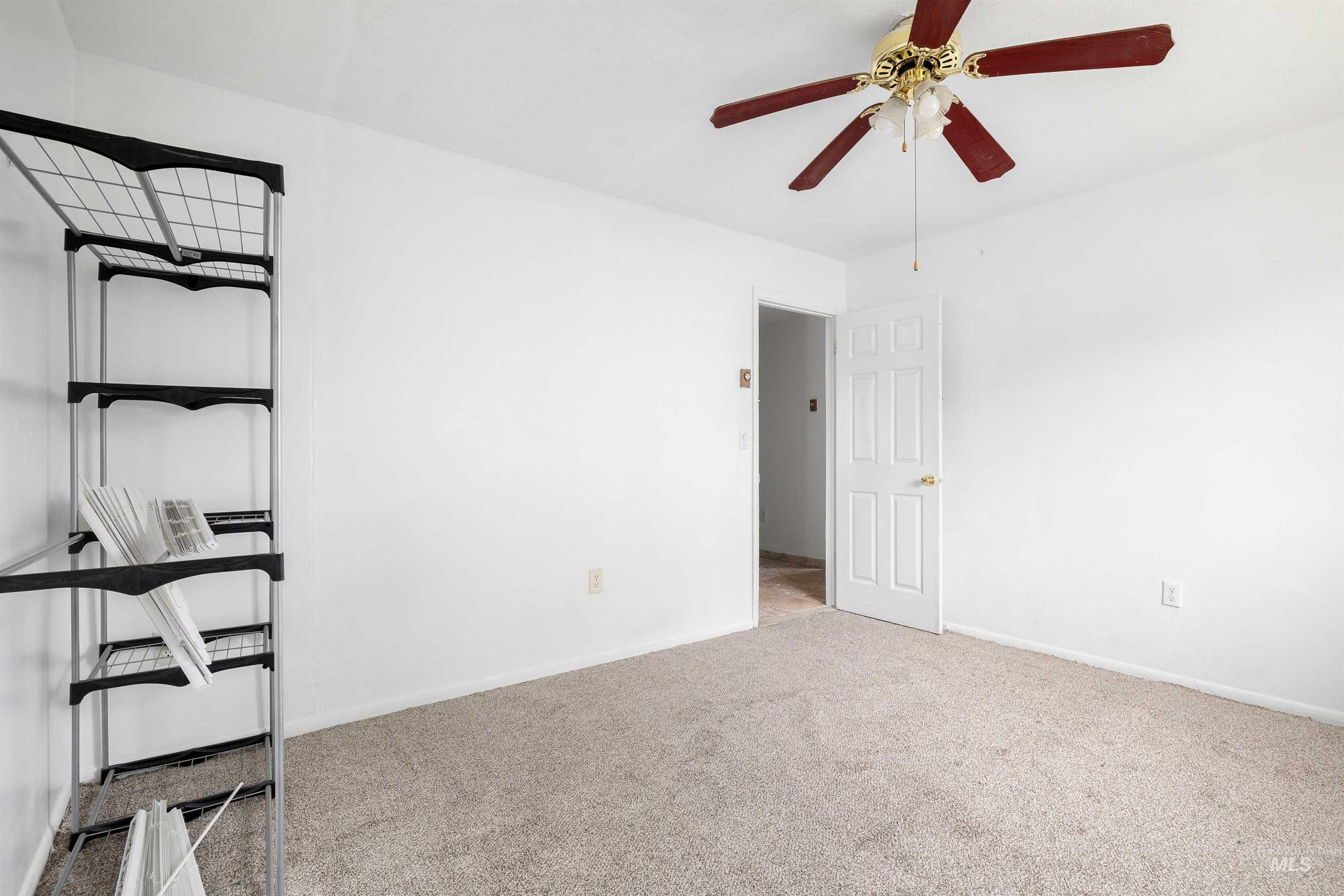 1850 18th Circle Drive, Heyburn, Idaho 83336, 3 Bedrooms, 1 Bathroom, Residential For Sale, Price $235,000, 98999646