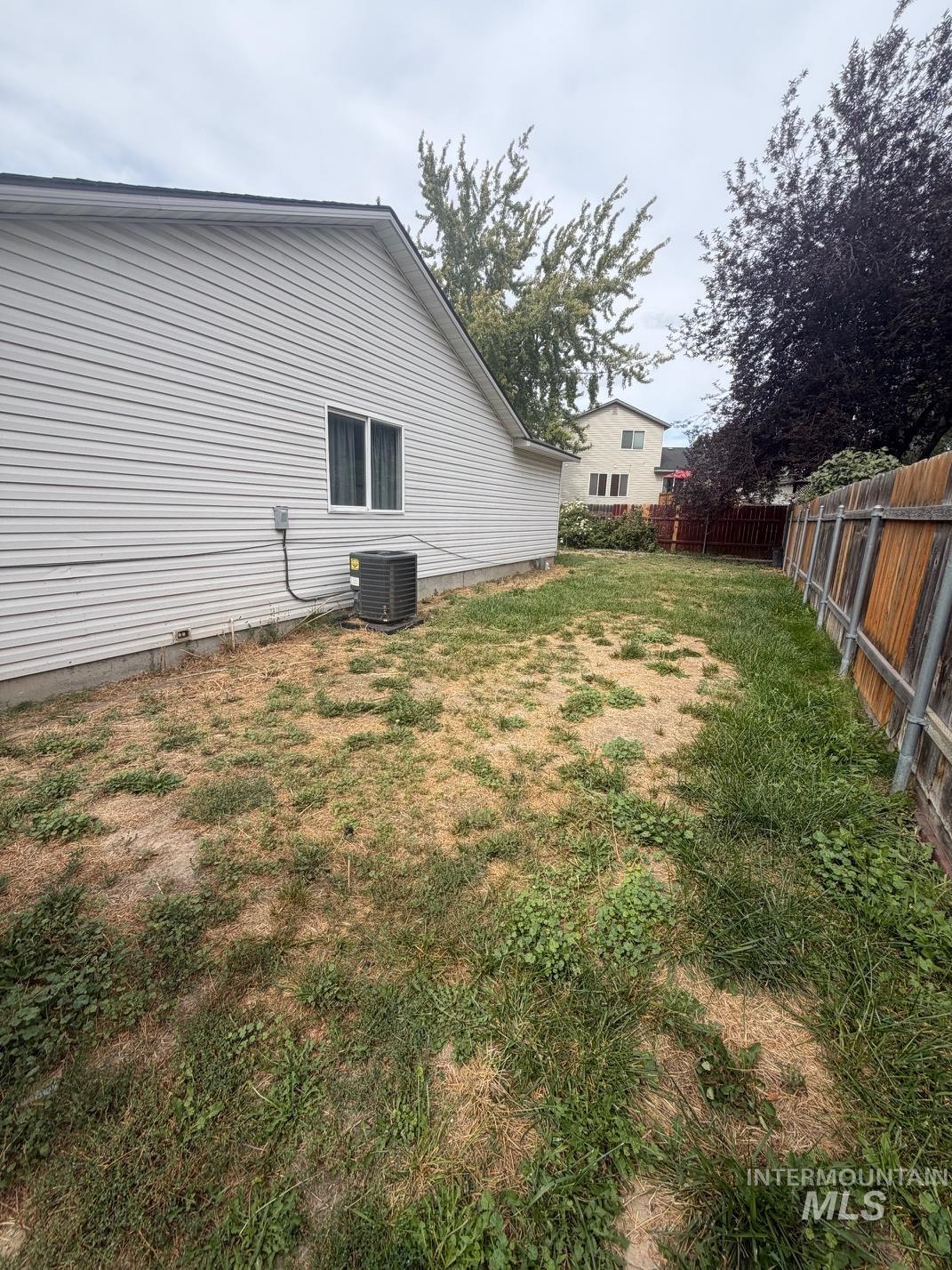 1916 W Havenwood Ave, Nampa, Idaho 83651, 3 Bedrooms, 2 Bathrooms, Residential For Sale, Price $350,000, 98999648