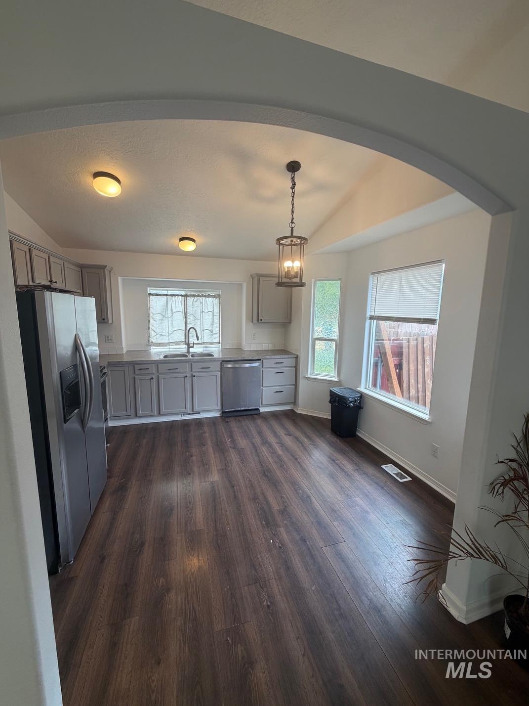 1916 W Havenwood Ave, Nampa, Idaho 83651, 3 Bedrooms, 2 Bathrooms, Residential For Sale, Price $350,000, 98999648