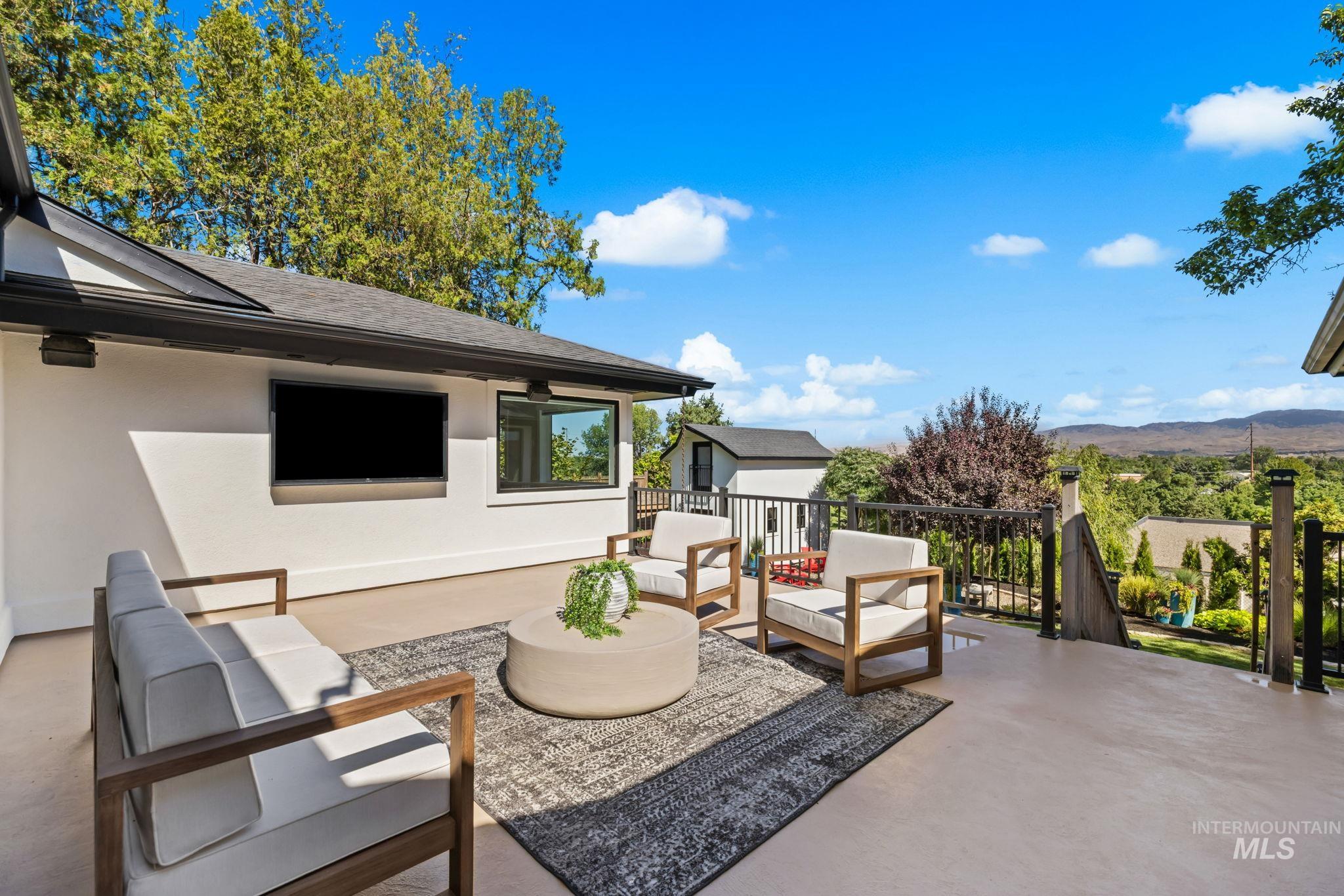 4814 W Roberts Road, Boise, Idaho 83705, 5 Bedrooms, 4 Bathrooms, Residential For Sale, Price $1,450,000, 98999651