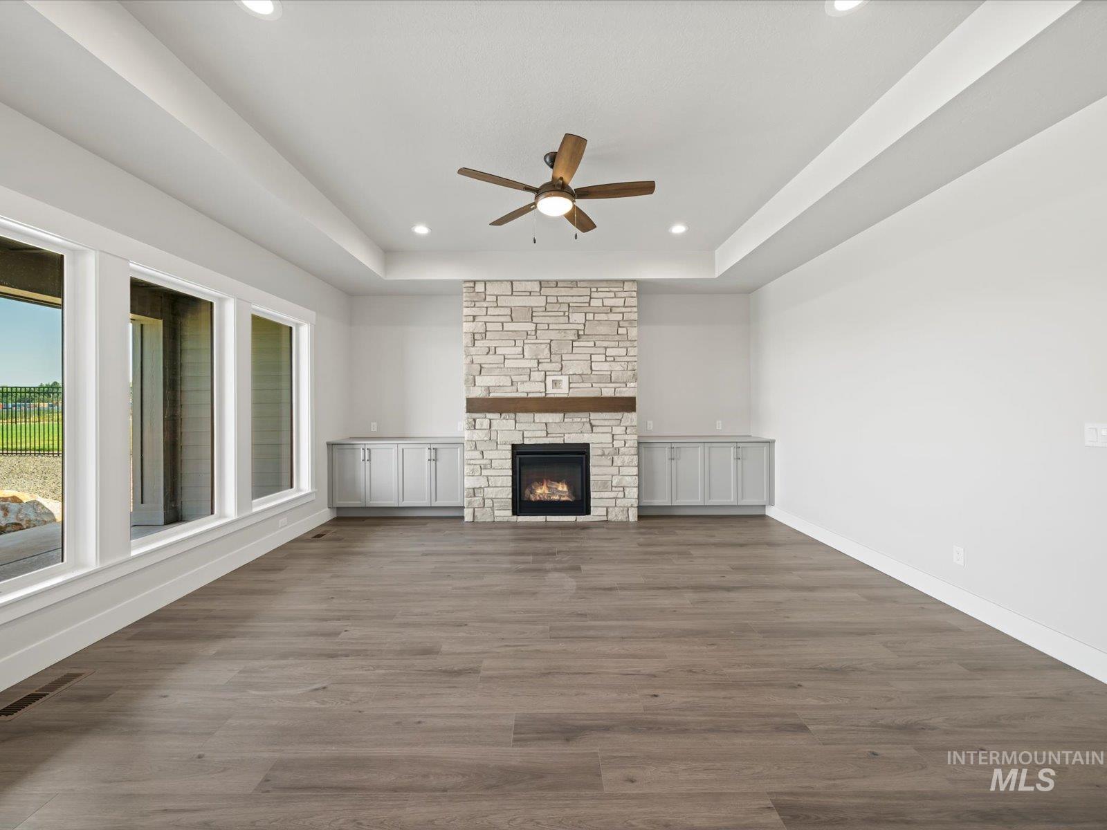 300 S Gearbox Way, Boise, Idaho 83716, 4 Bedrooms, 3.5 Bathrooms, Residential For Sale, Price $839,900, 98999653