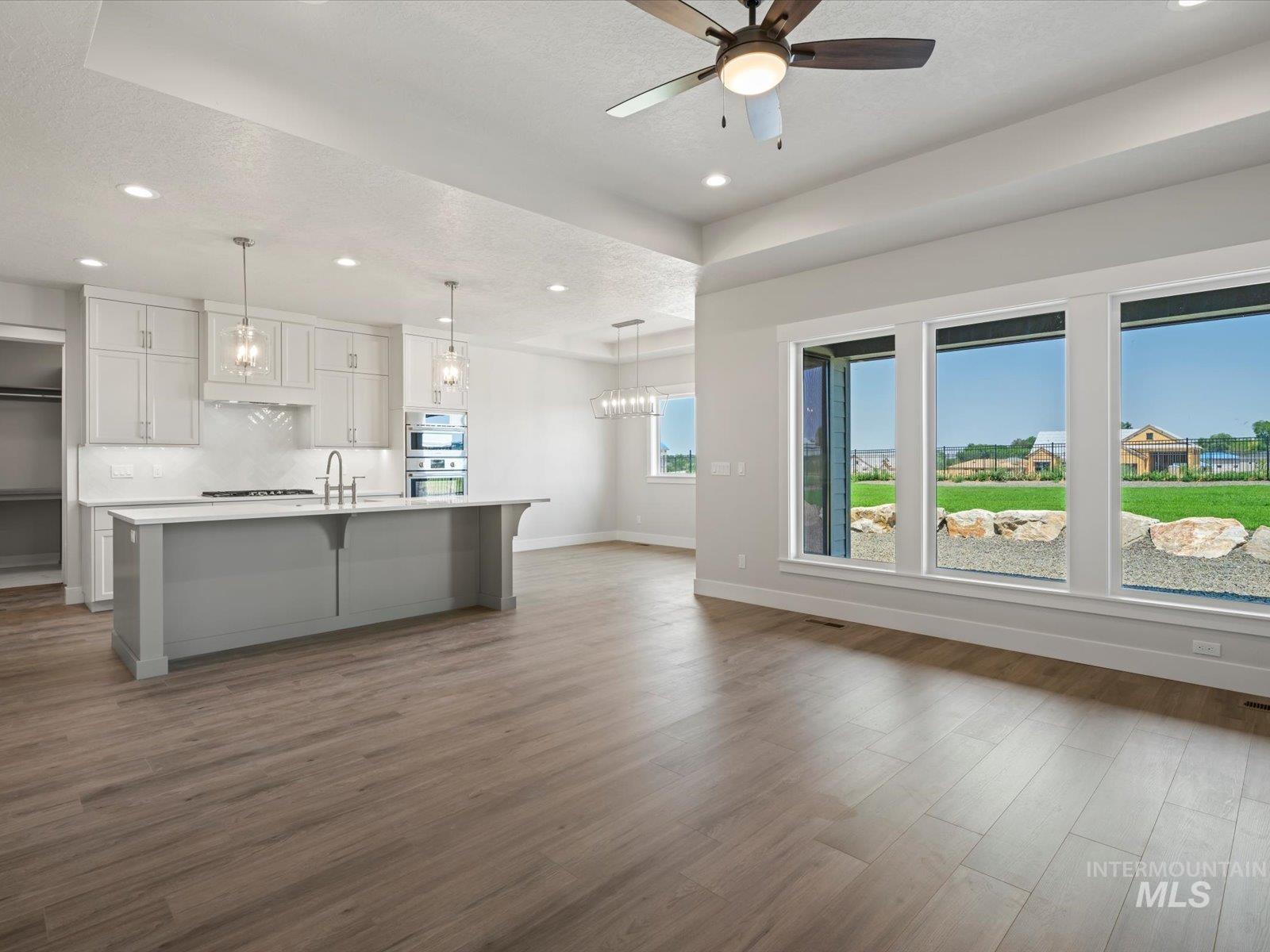 300 S Gearbox Way, Boise, Idaho 83716, 4 Bedrooms, 3.5 Bathrooms, Residential For Sale, Price $839,900, 98999653