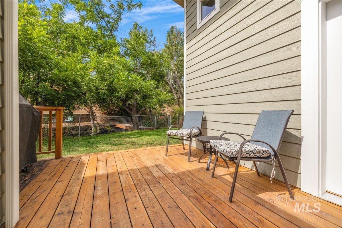 2405 S Scarlet St., Boise, Idaho 83706, 4 Bedrooms, 2.5 Bathrooms, Residential For Sale, Price $560,000, 98999655
